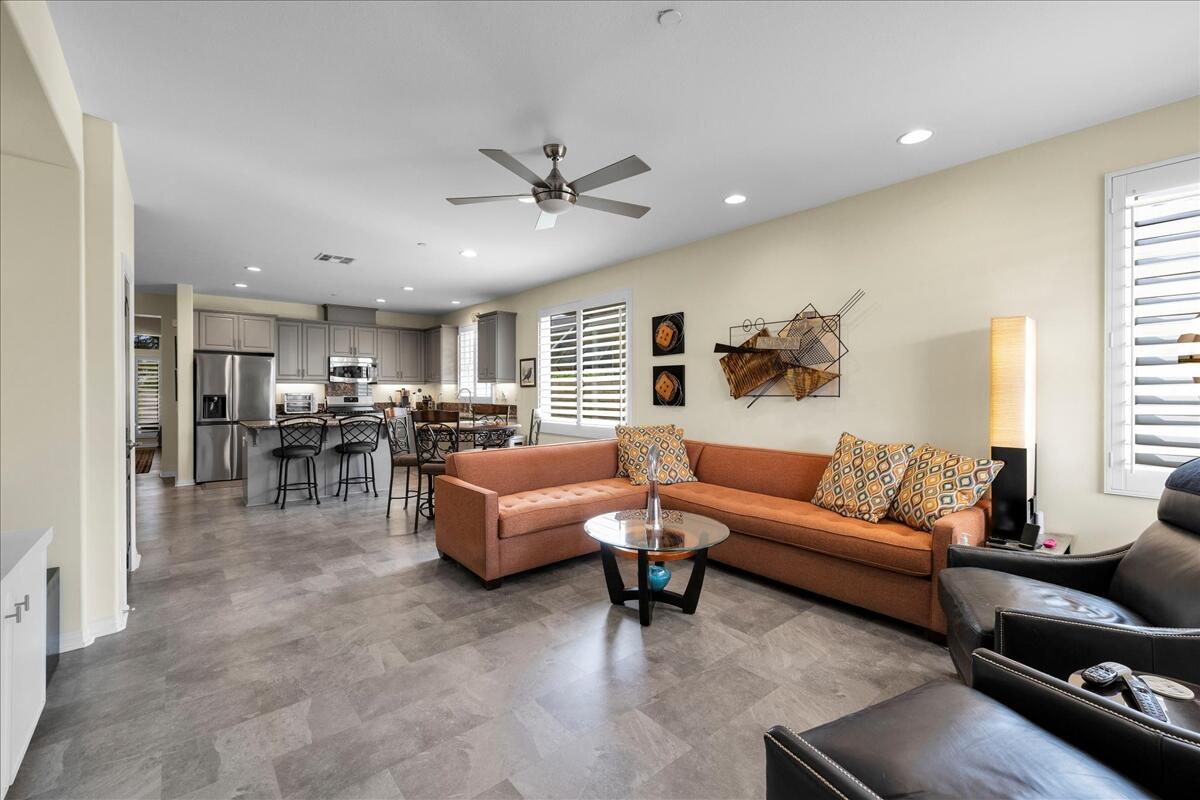 3909 Blue Sky WAY