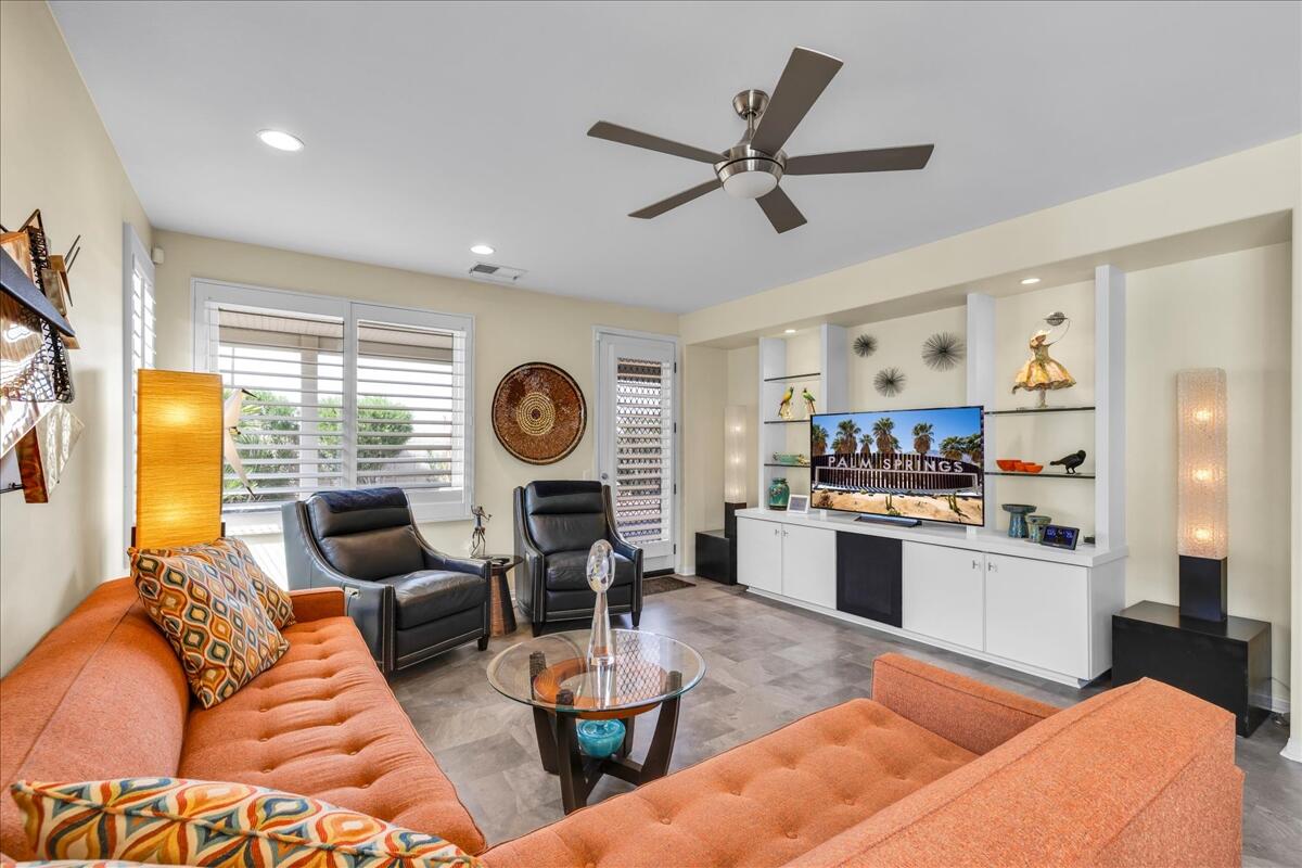 3909 Blue Sky WAY