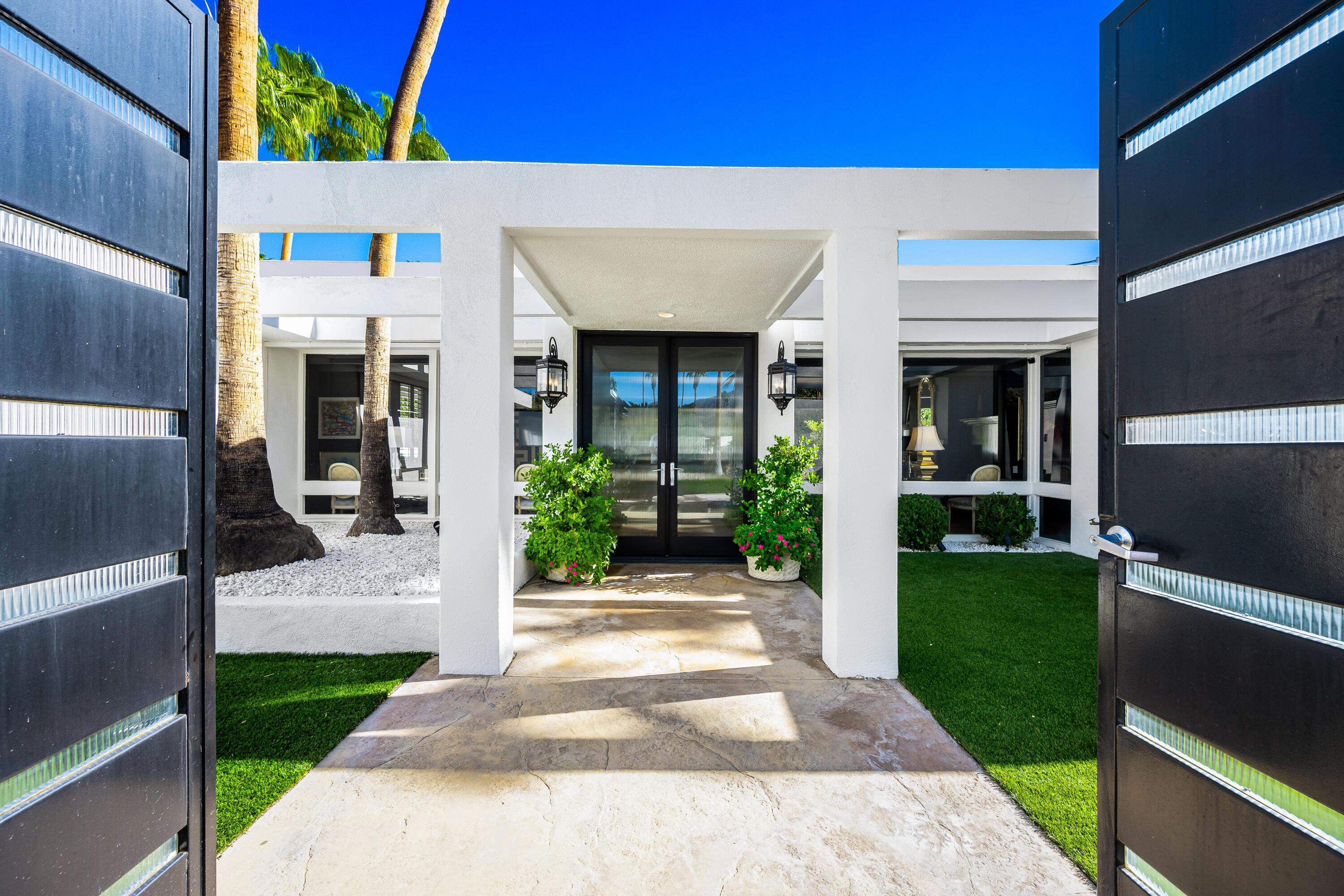 3410 Andreas Hills DR