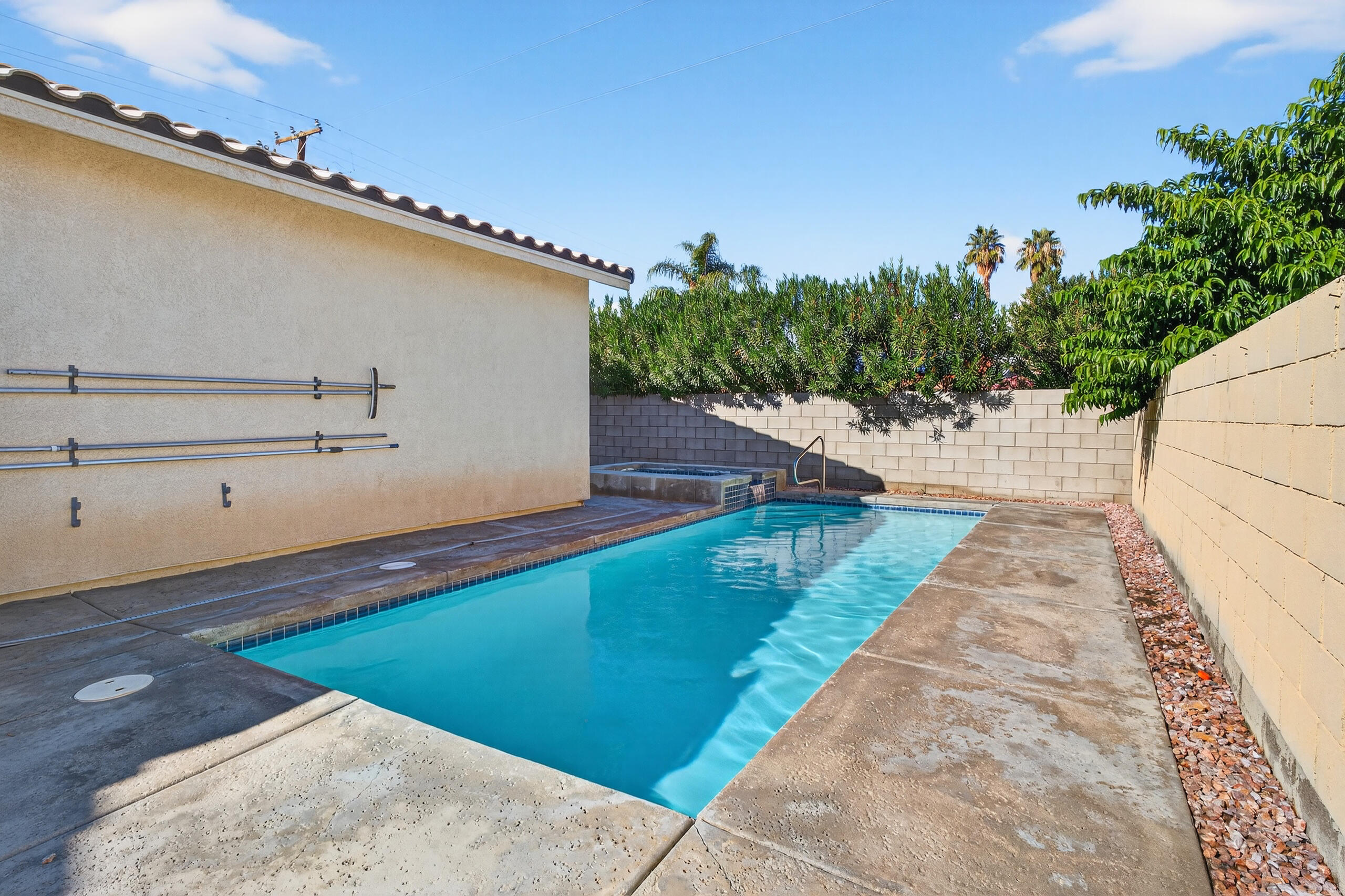 69020 San Susanna AVE