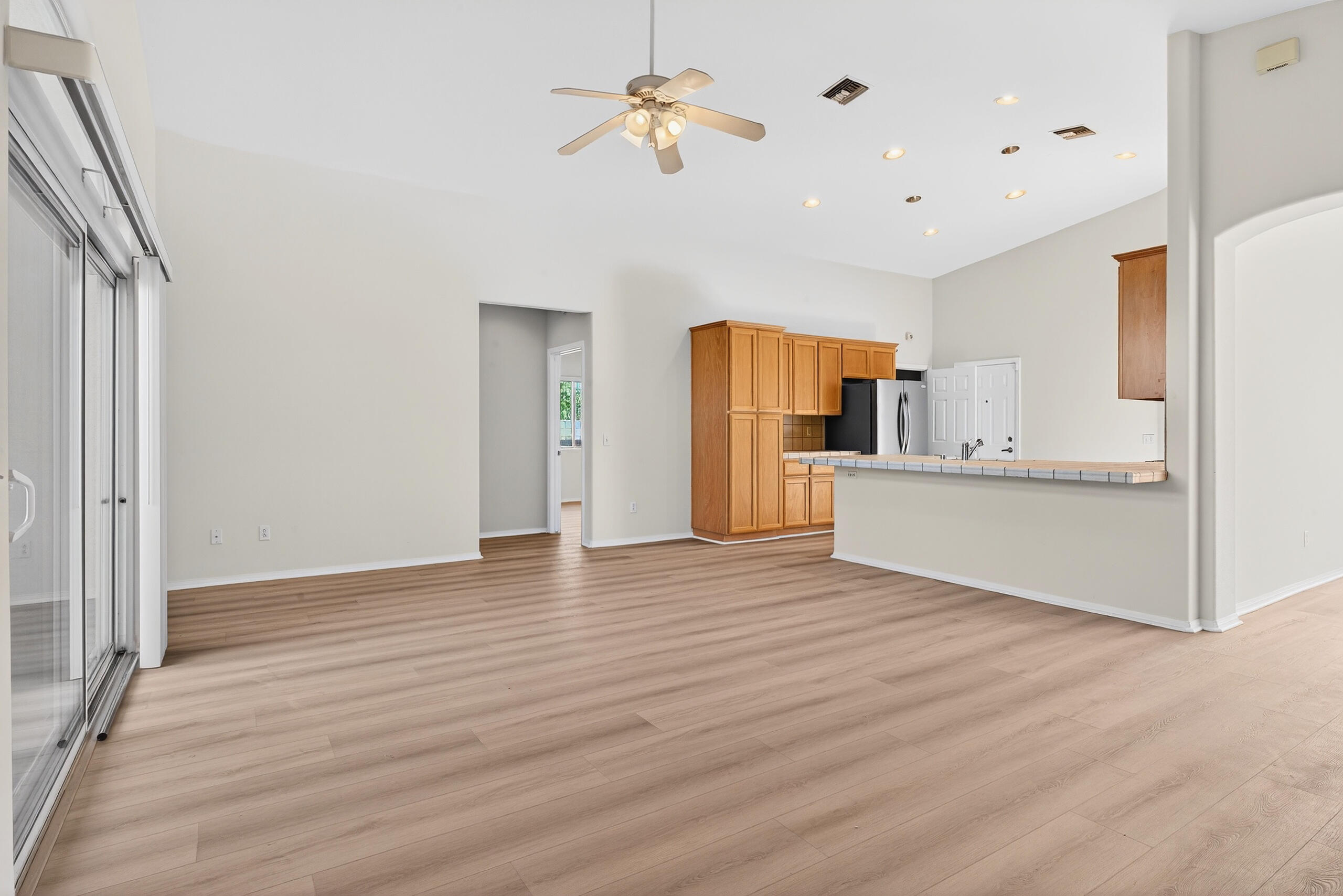 69020 San Susanna AVE