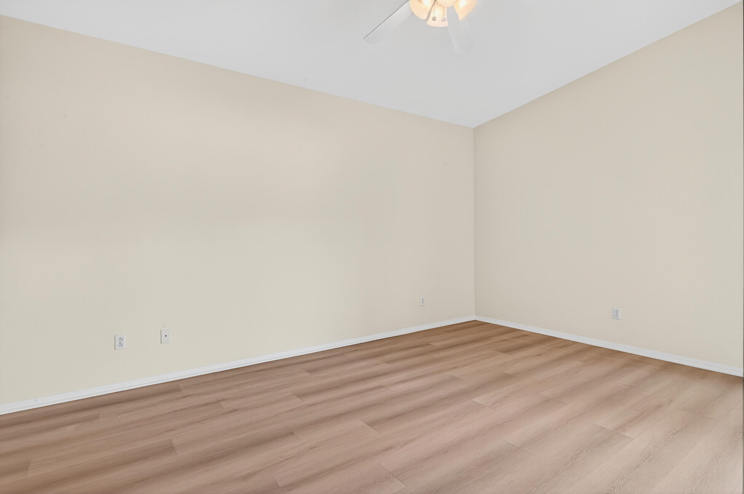 69020 San Susanna AVE