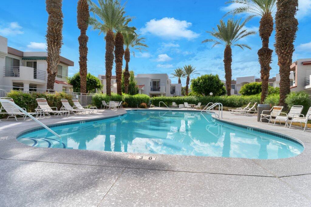 401 S El Cielo RD Unit: 25