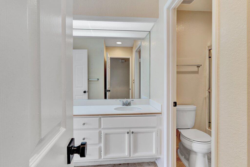 401 S El Cielo RD Unit: 25