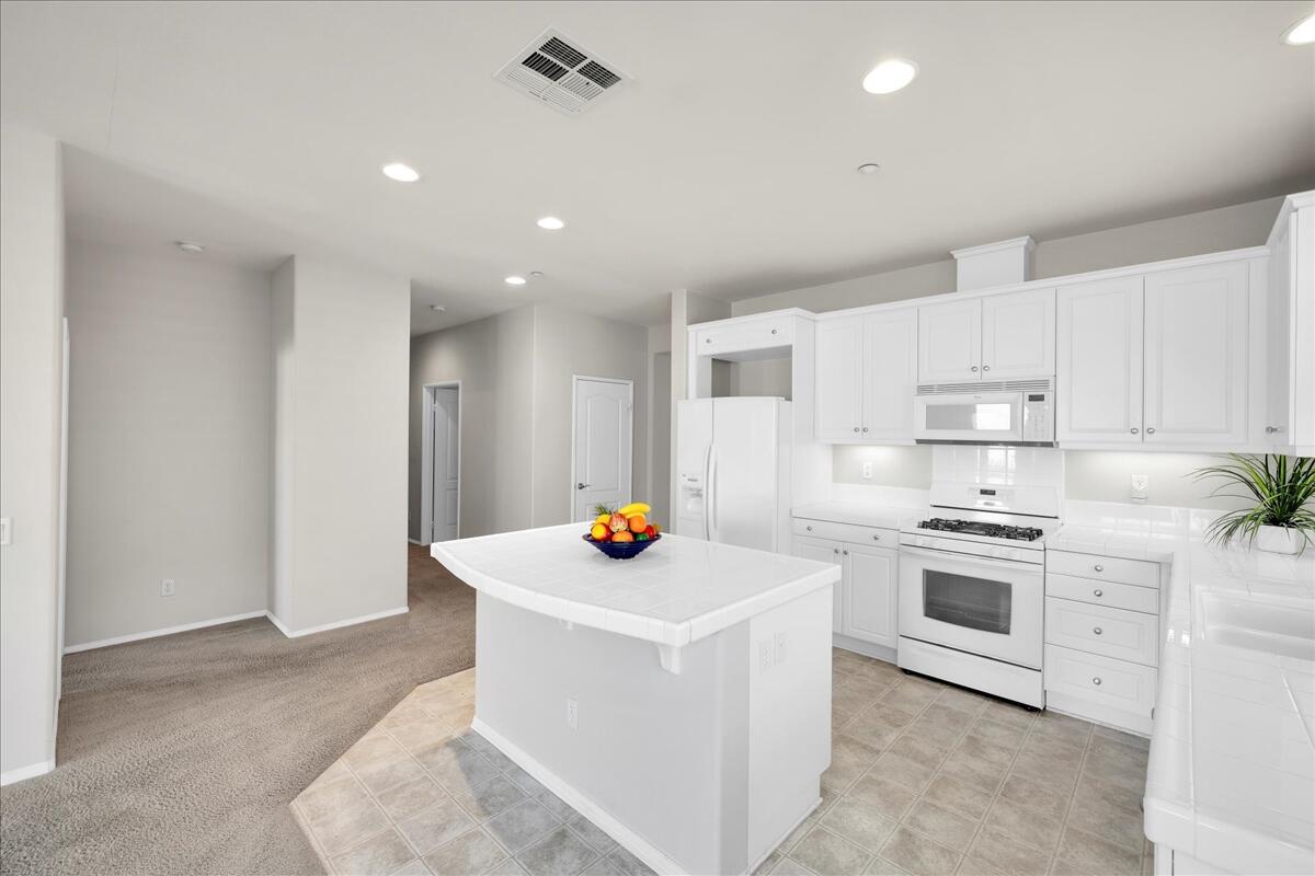 2590 Windmill WAY