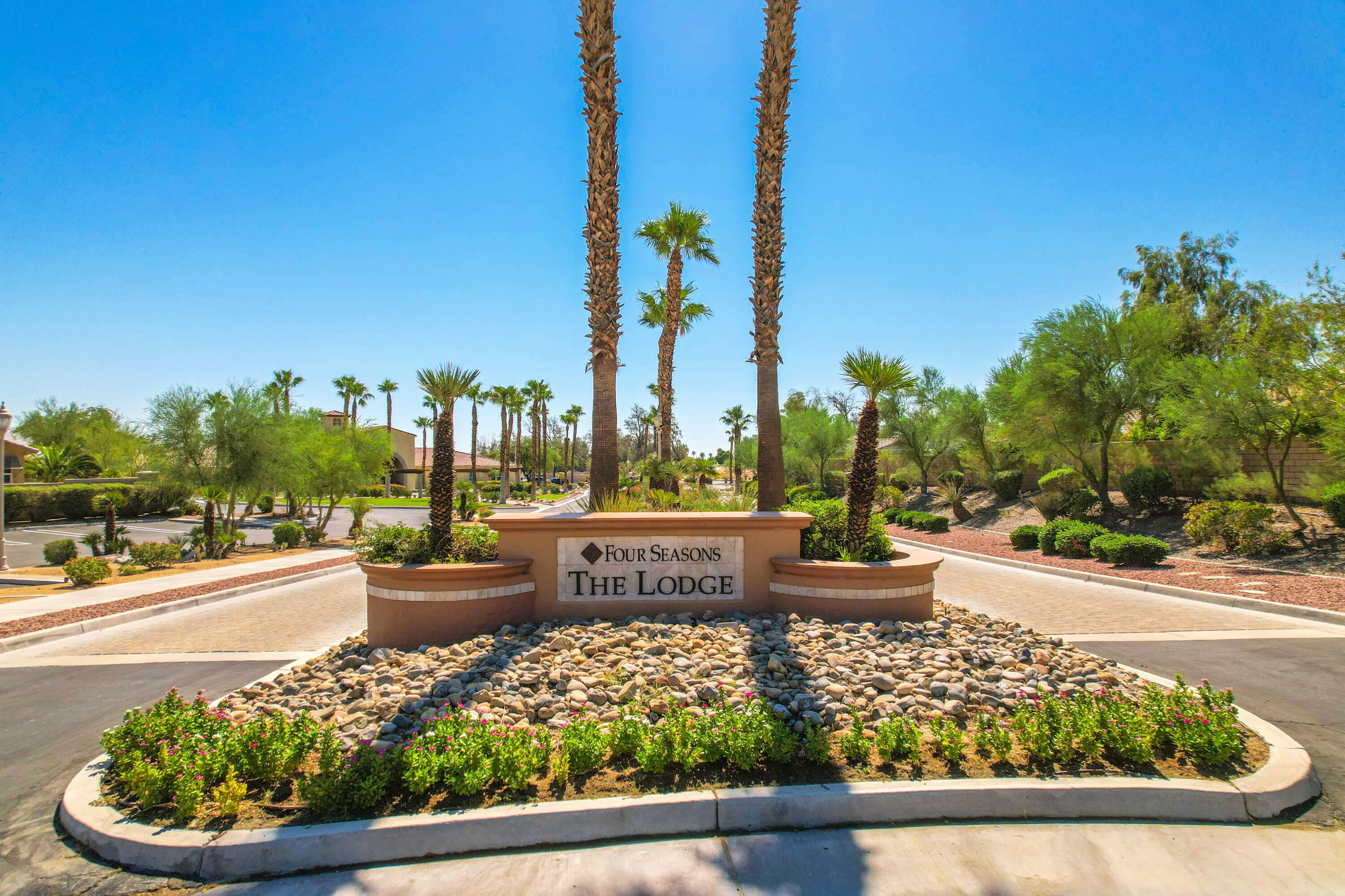 2590 Windmill WAY