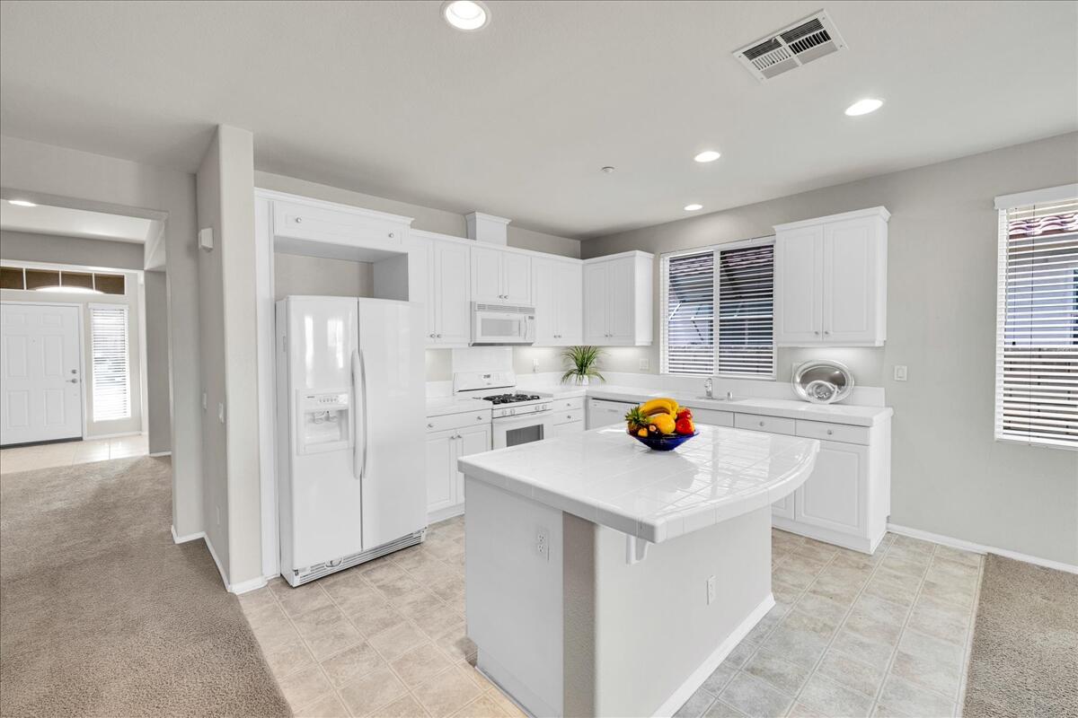 2590 Windmill WAY