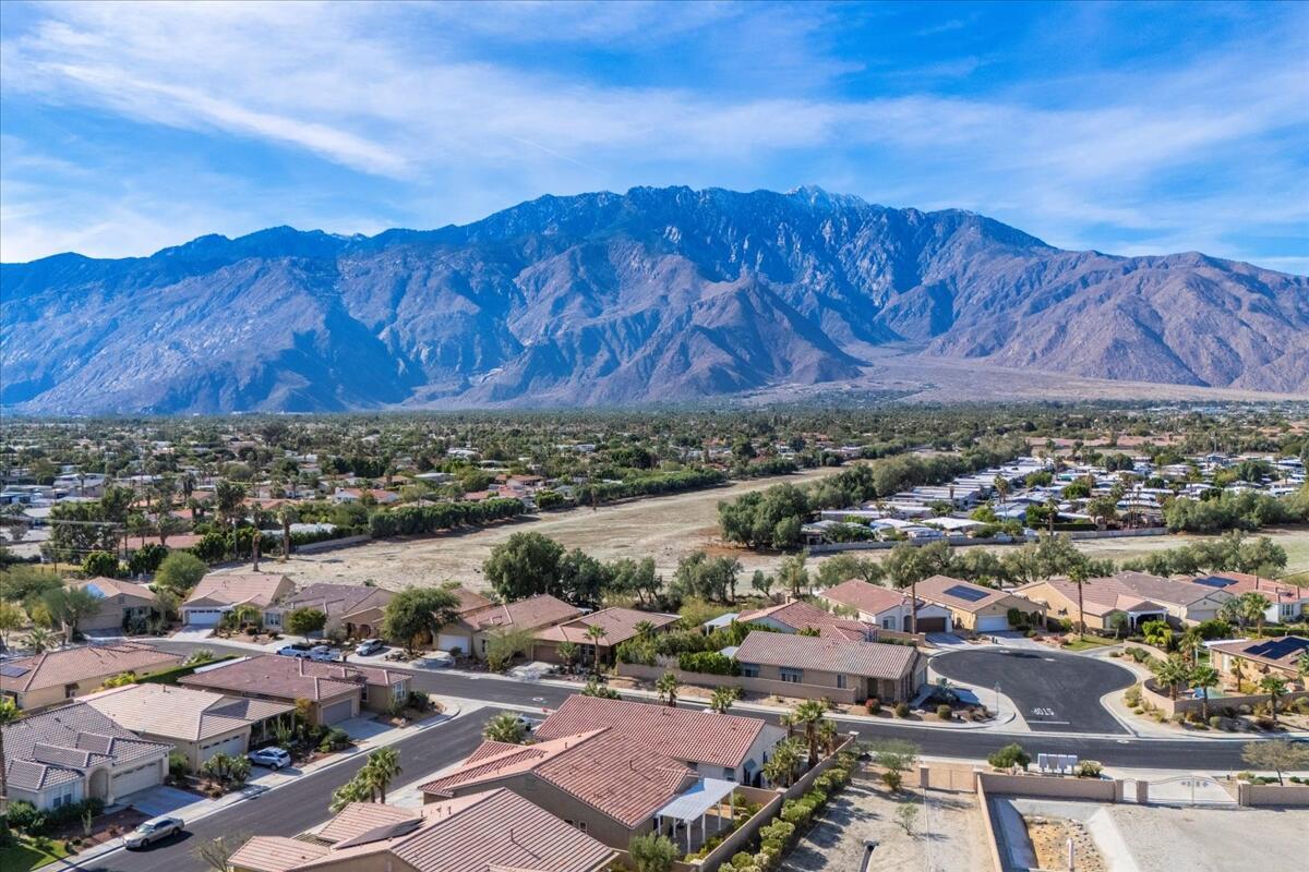 2590 Windmill WAY