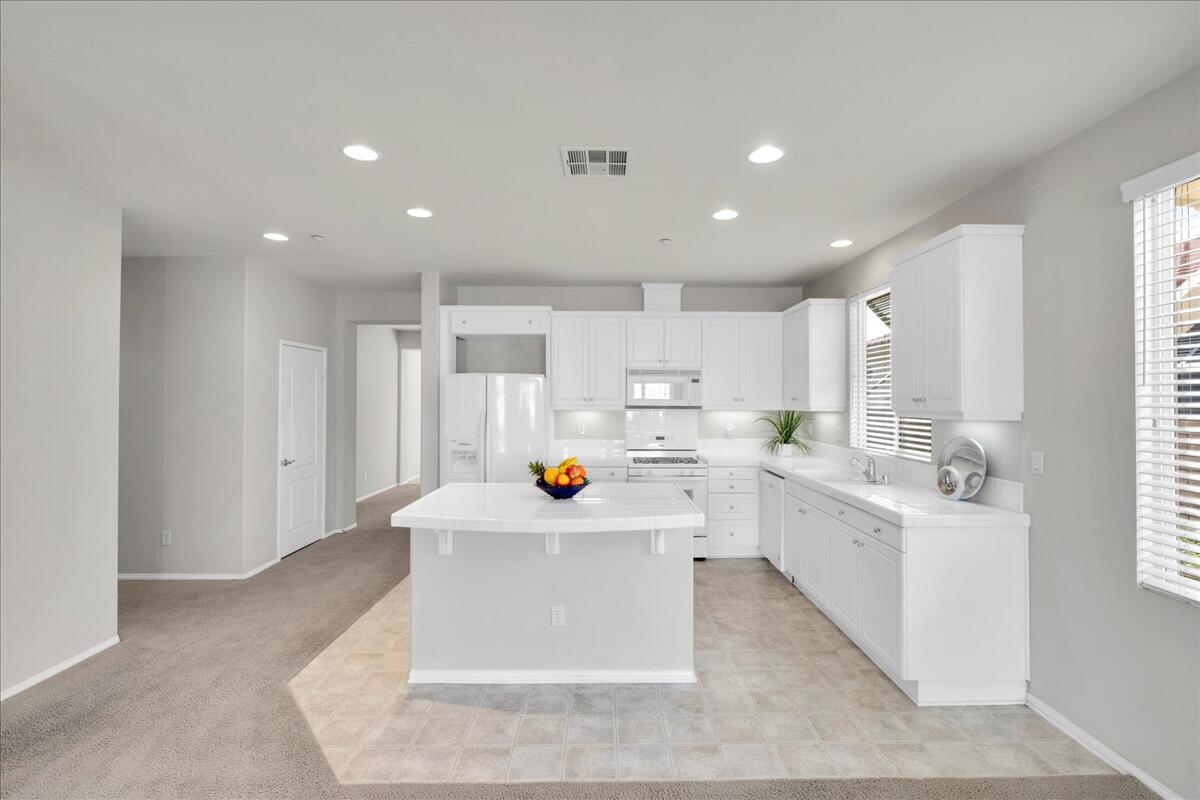 2590 Windmill WAY