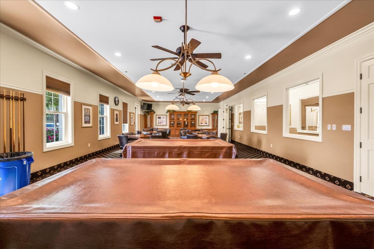 2590 Windmill WAY