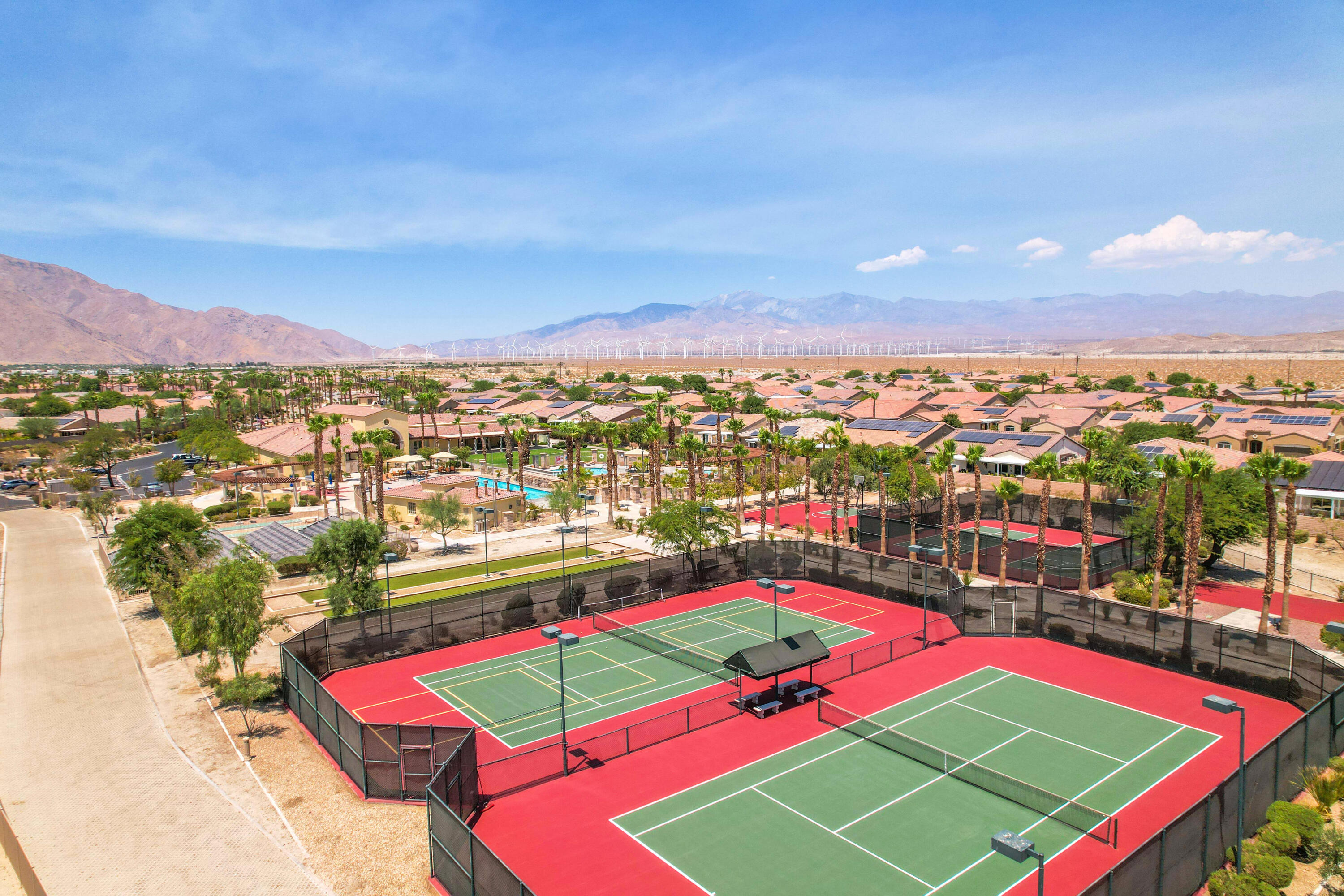 2590 Windmill WAY