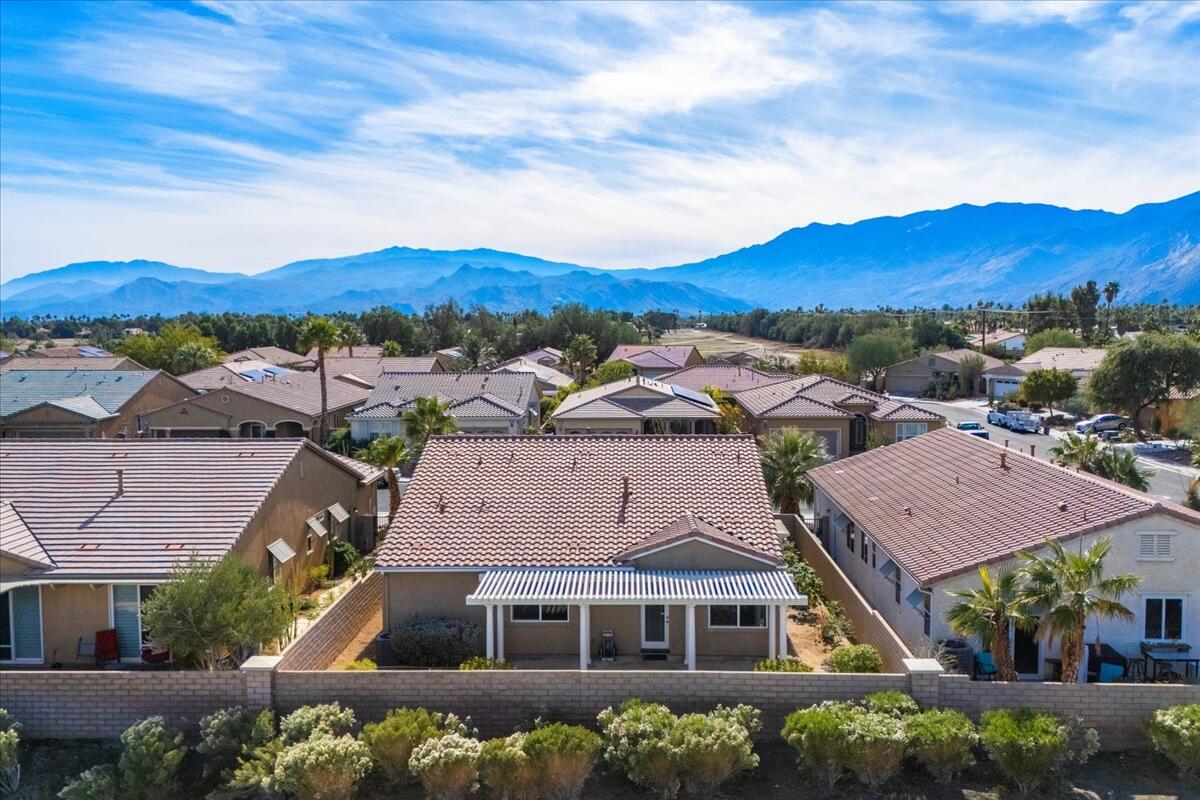 2590 Windmill WAY