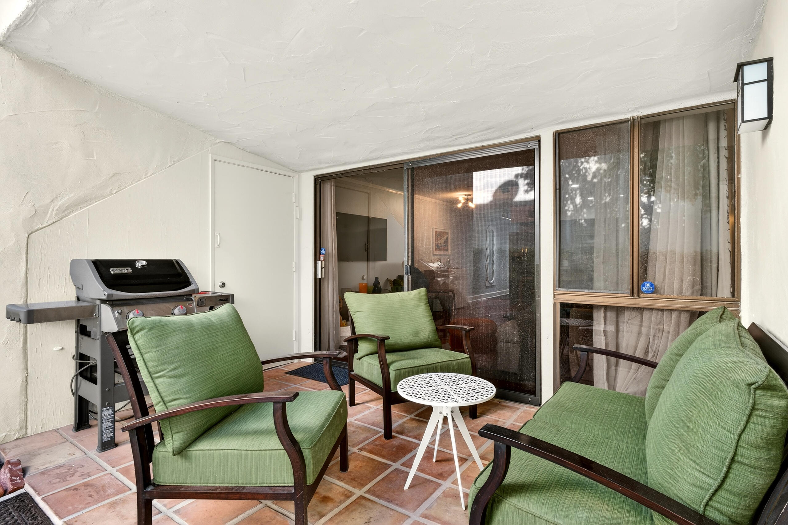 1655 E Palm Canyon DR Unit: 511