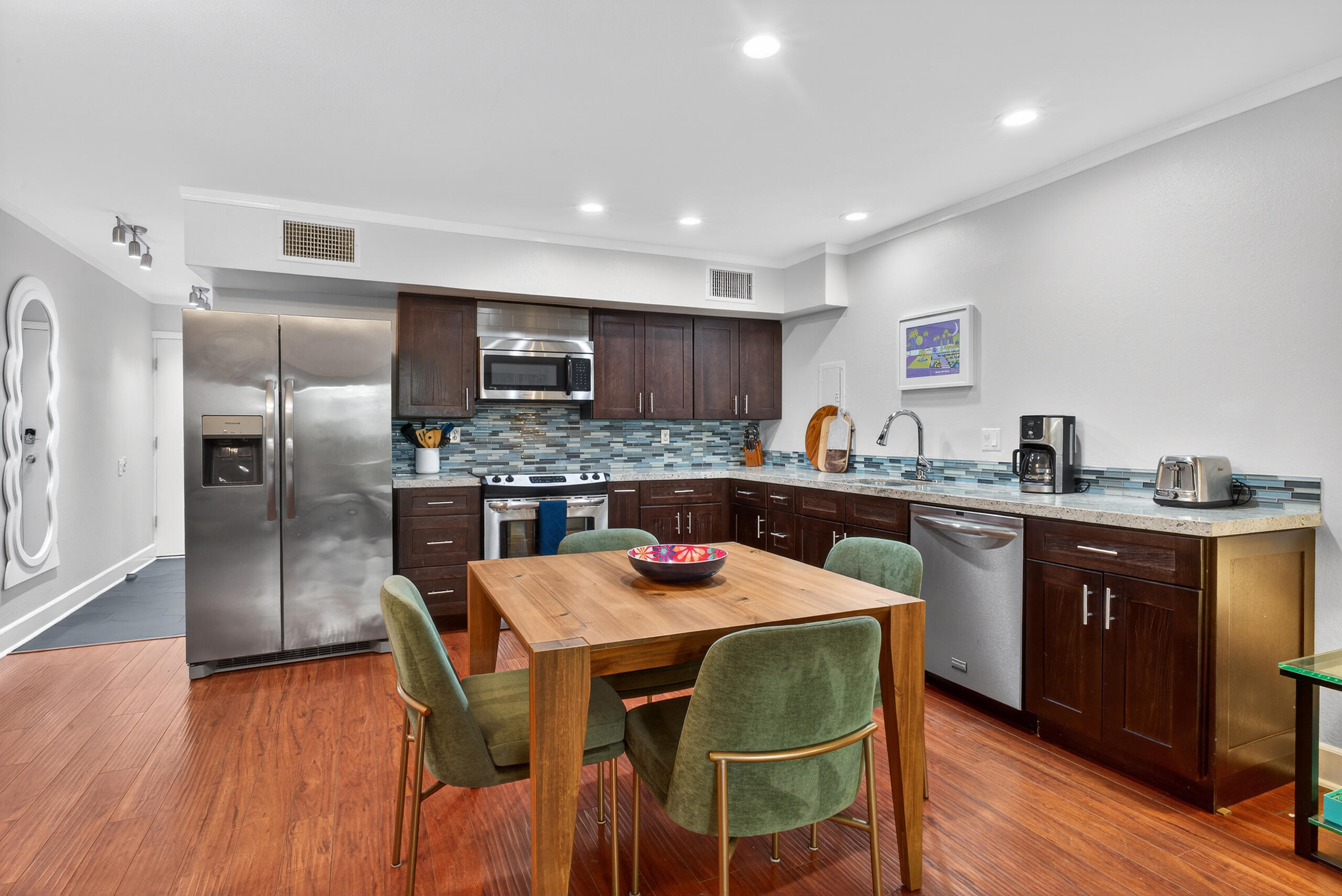 1655 E Palm Canyon DR Unit: 511