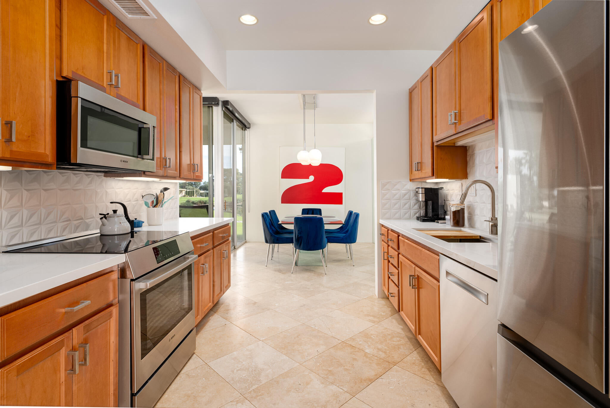 75 Westlake CIR