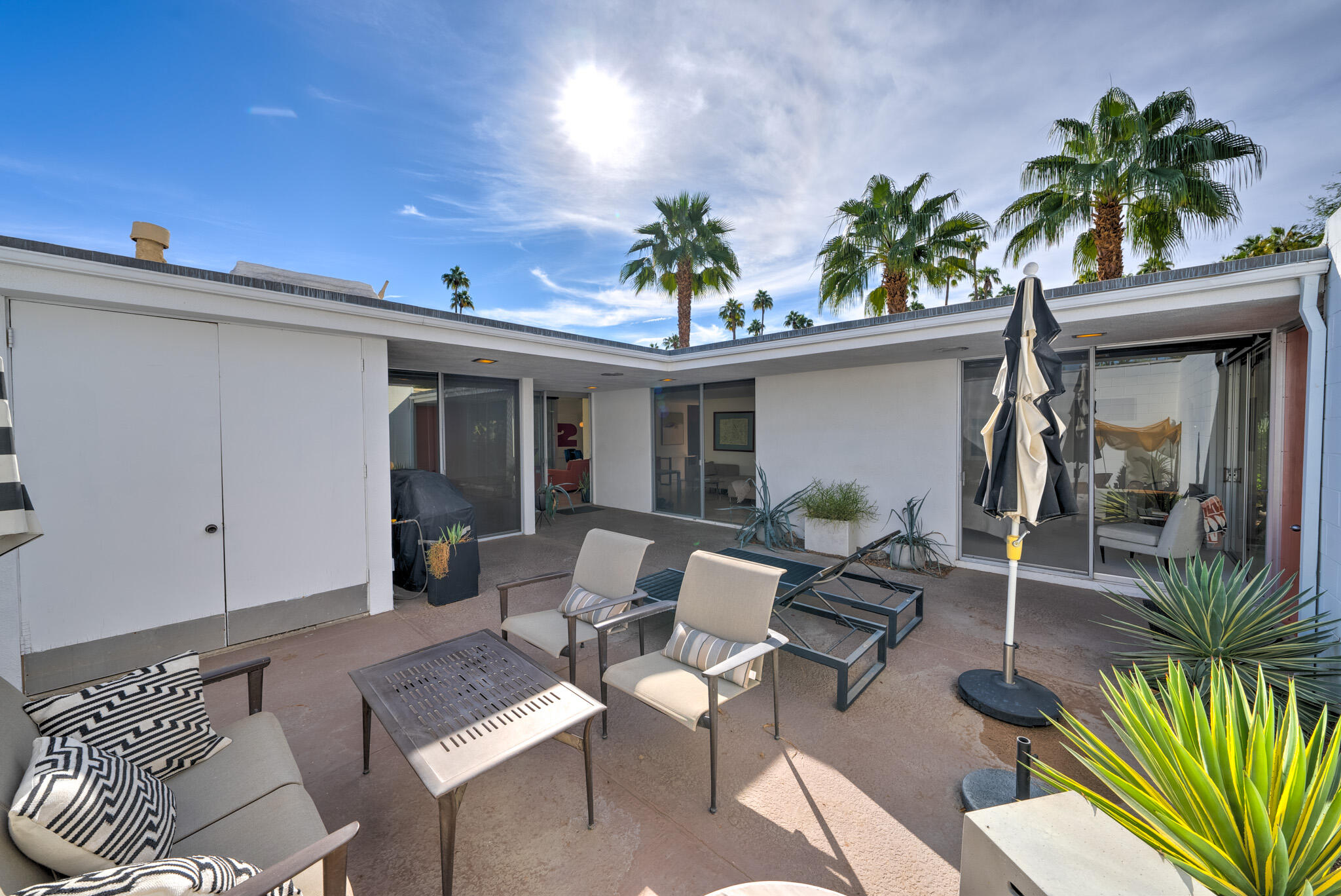75 Westlake CIR