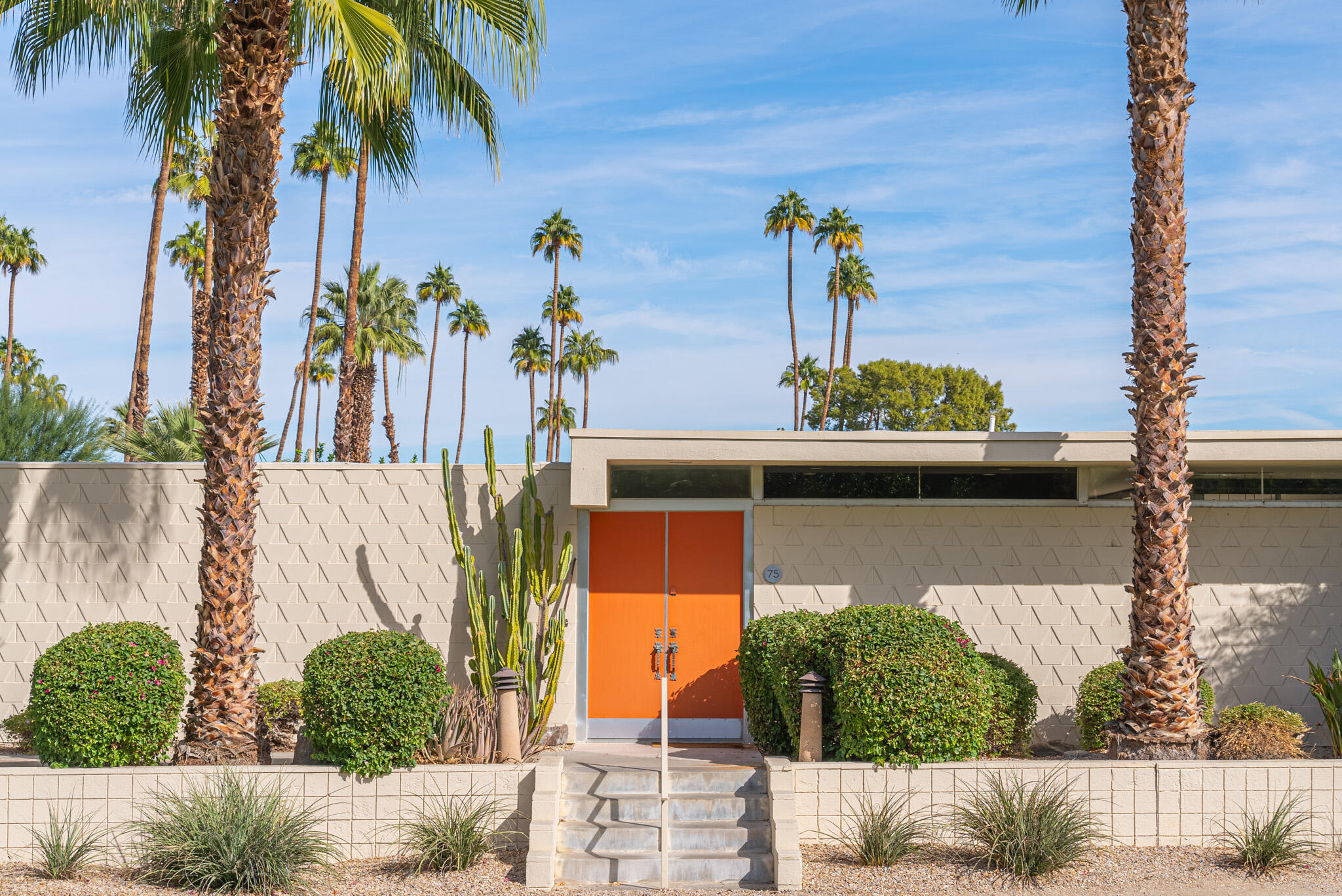 75 Westlake CIR