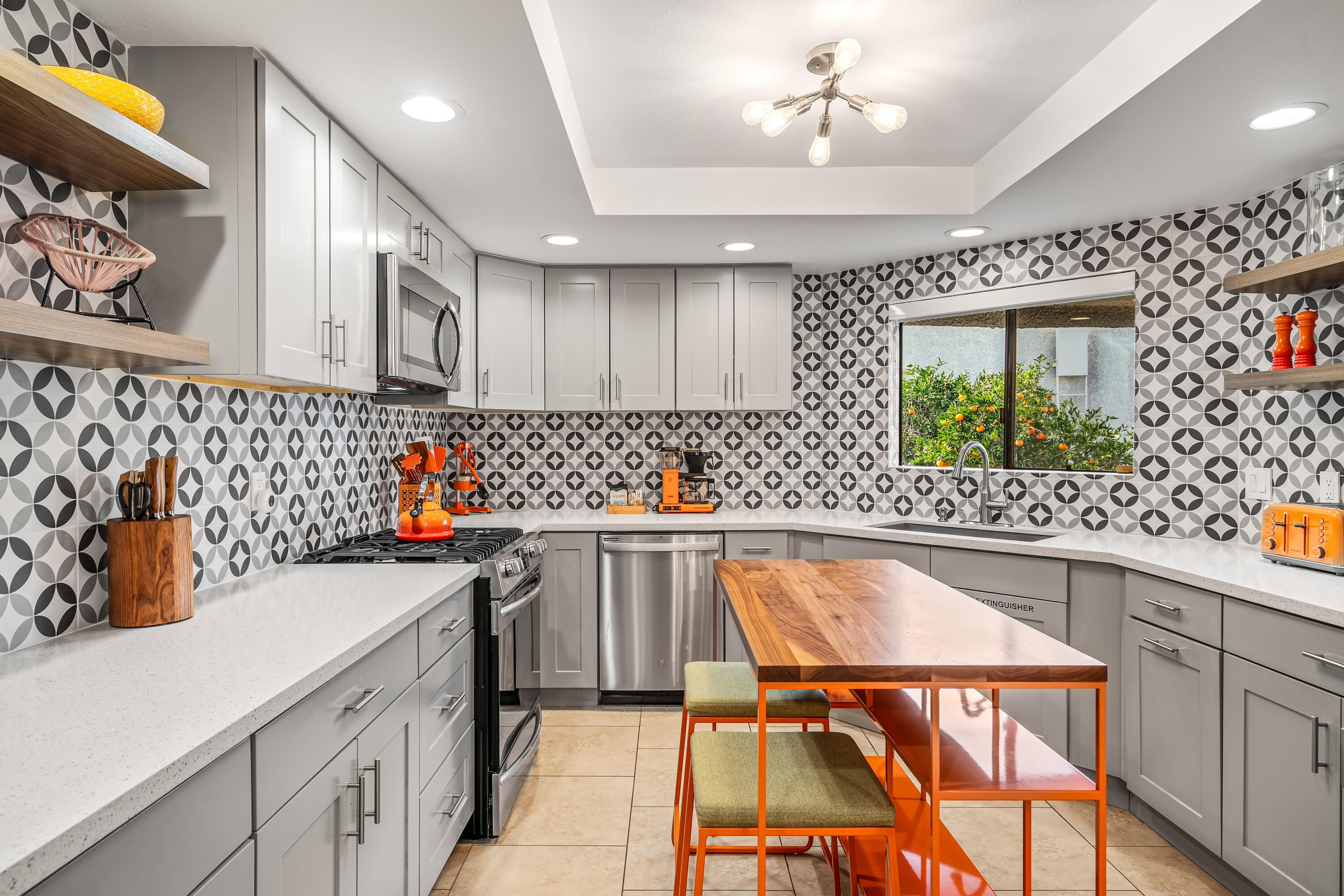 3155 E Ramon RD Unit: 904