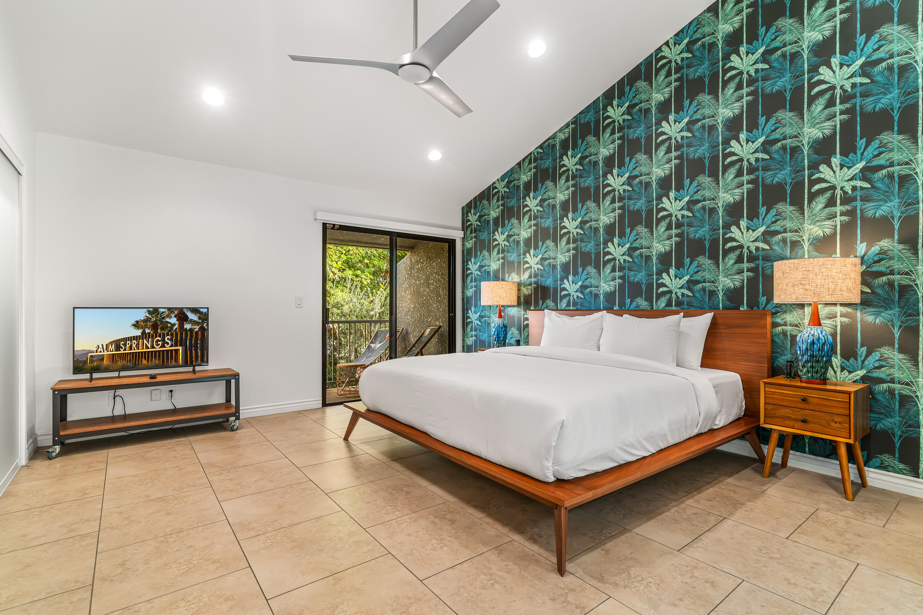 3155 E Ramon RD Unit: 904