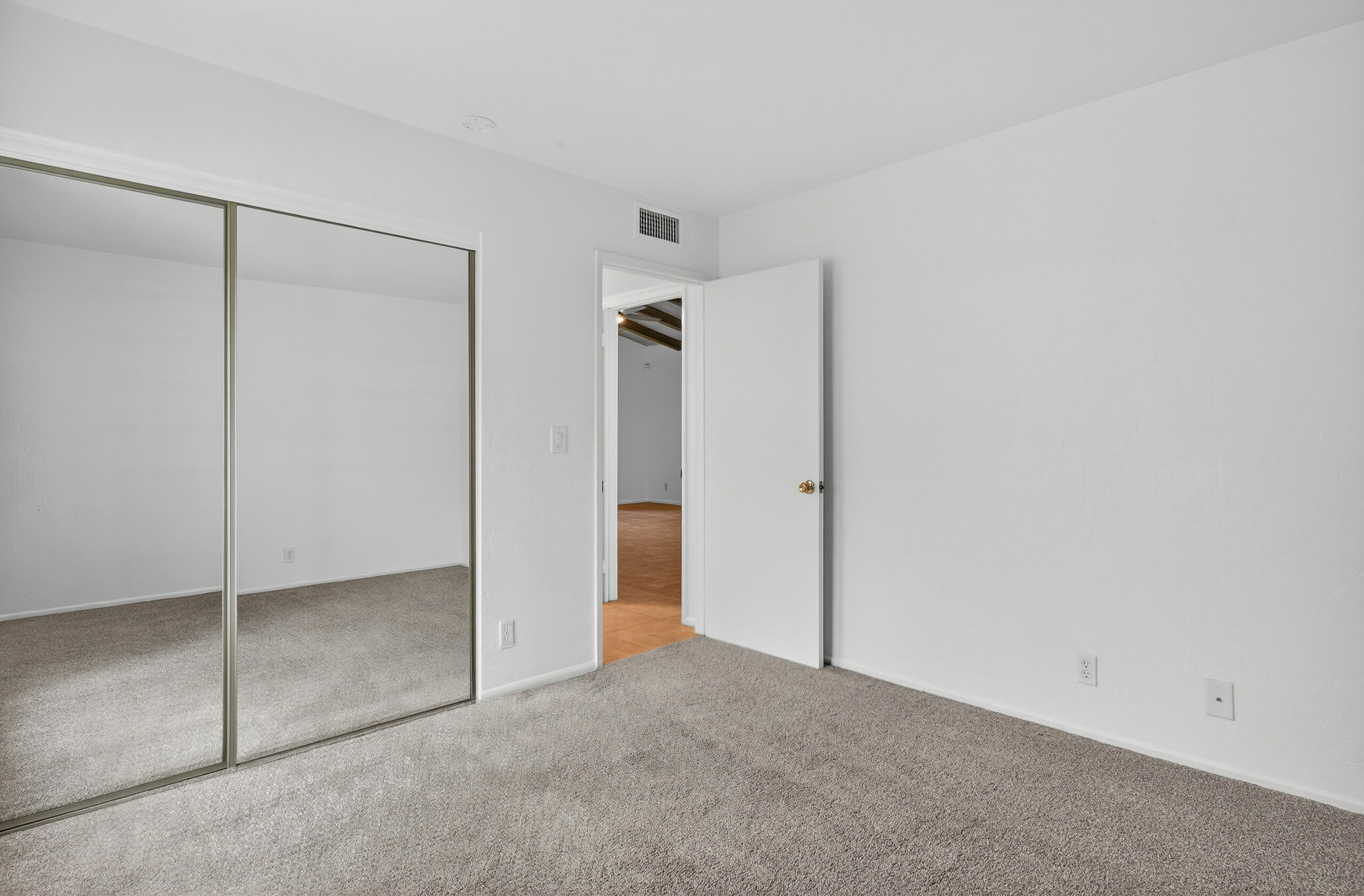 1050 E Ramon RD Unit: 127