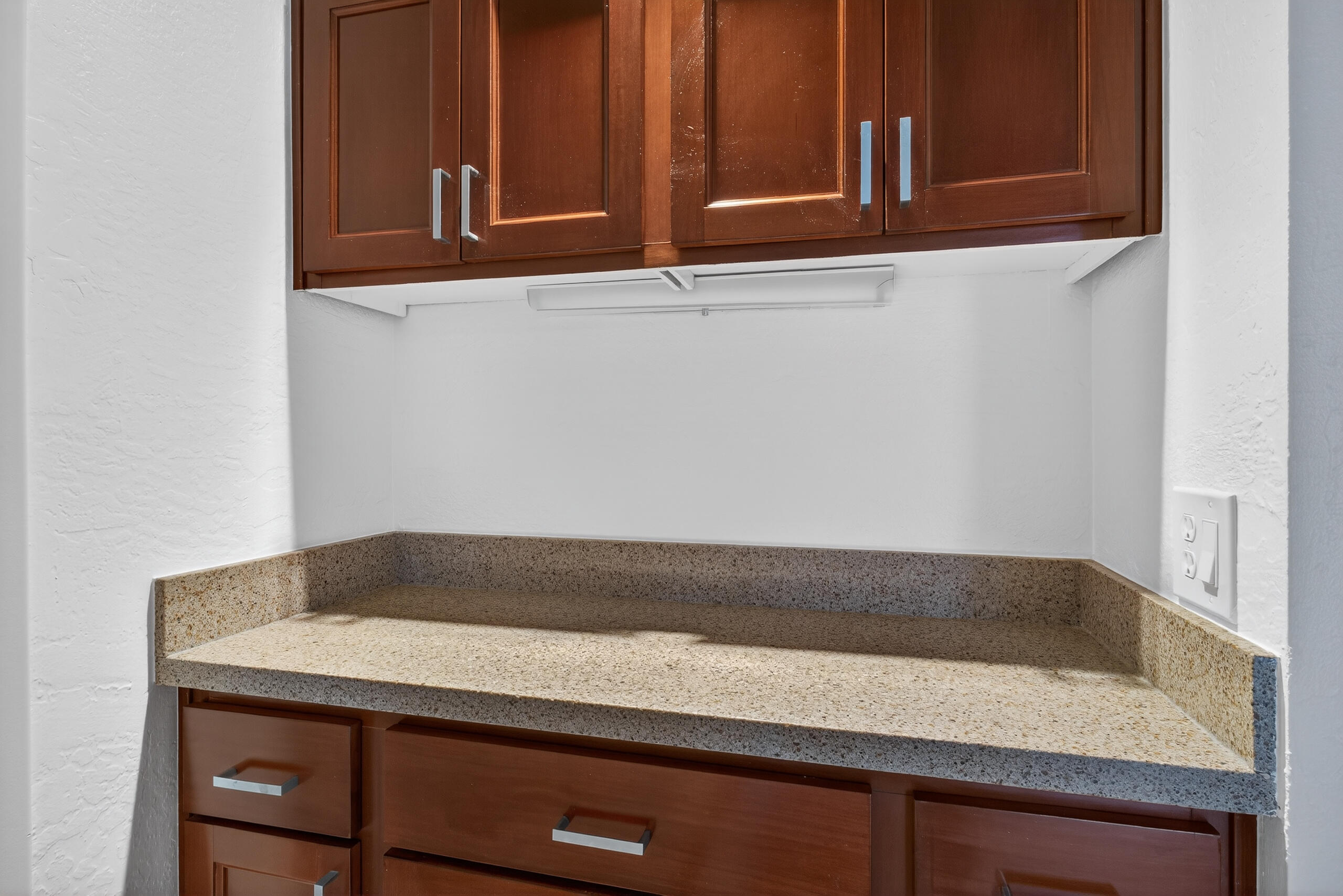 1050 E Ramon RD Unit: 127