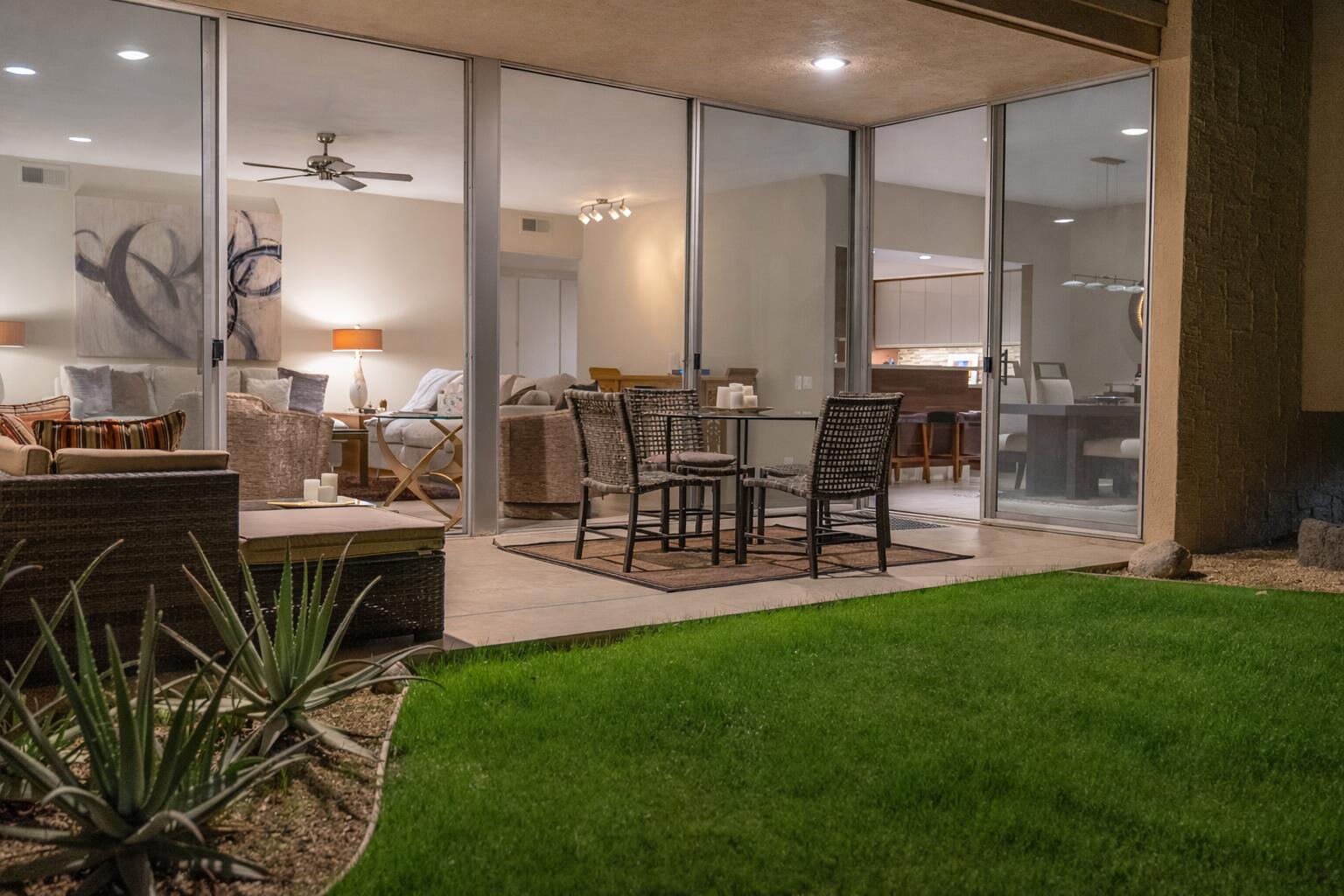 497 Desert Lakes CIR