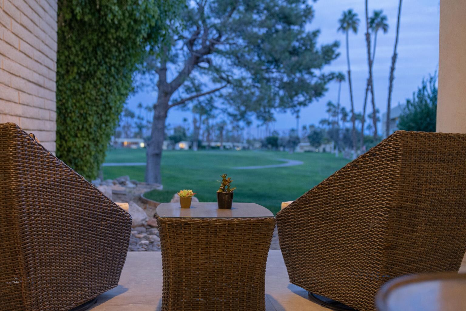 497 Desert Lakes CIR