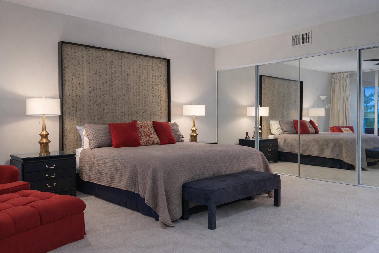 497 Desert Lakes CIR