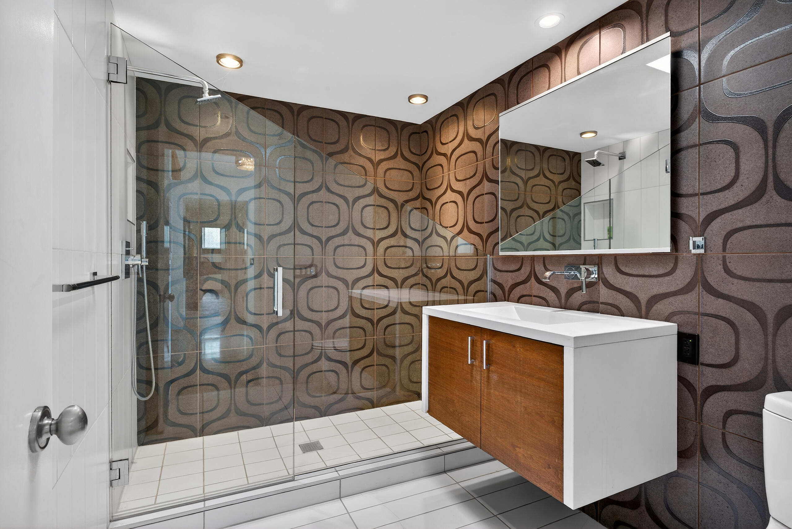 2111 S Camino Barranca