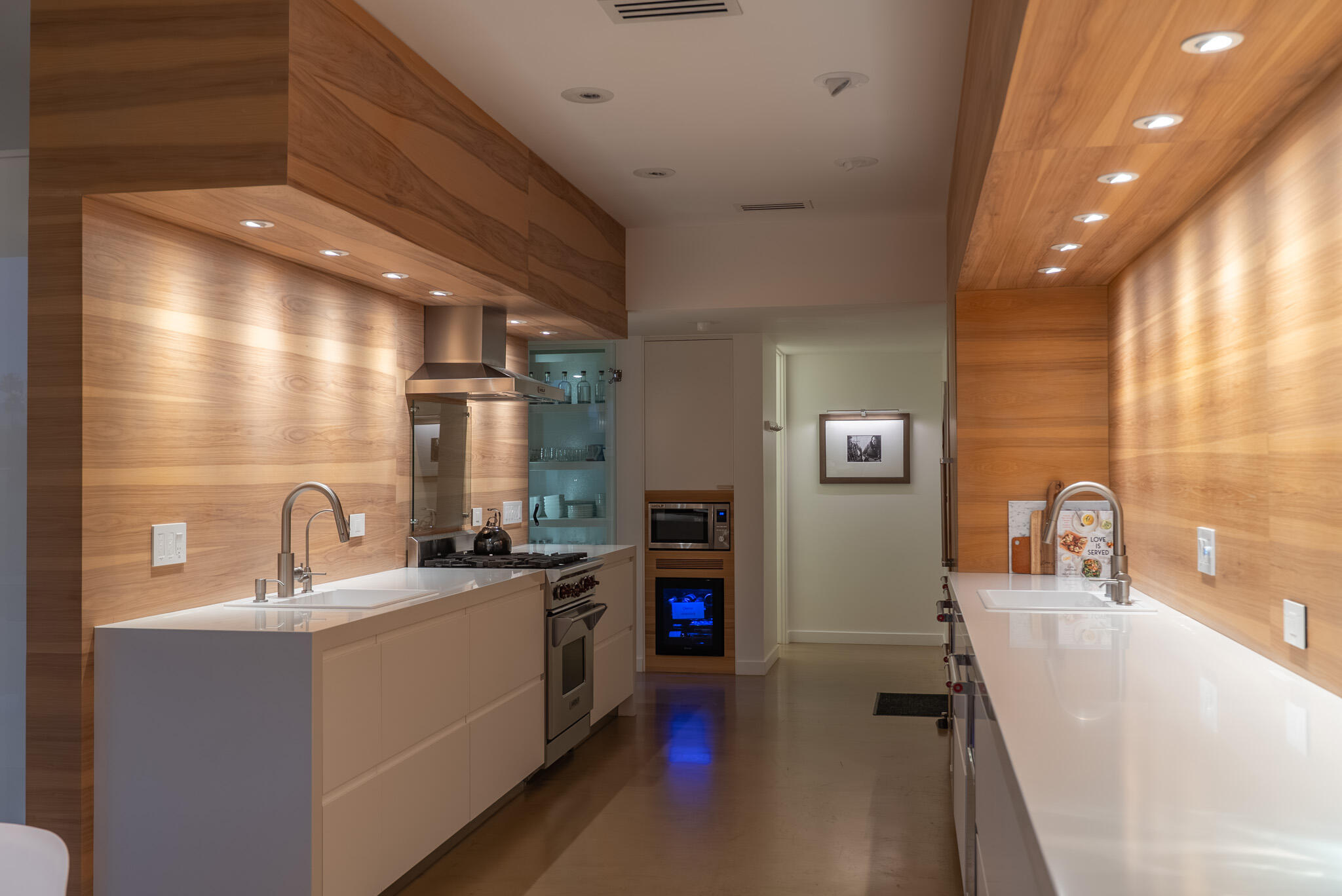 407 Desert Lakes DR