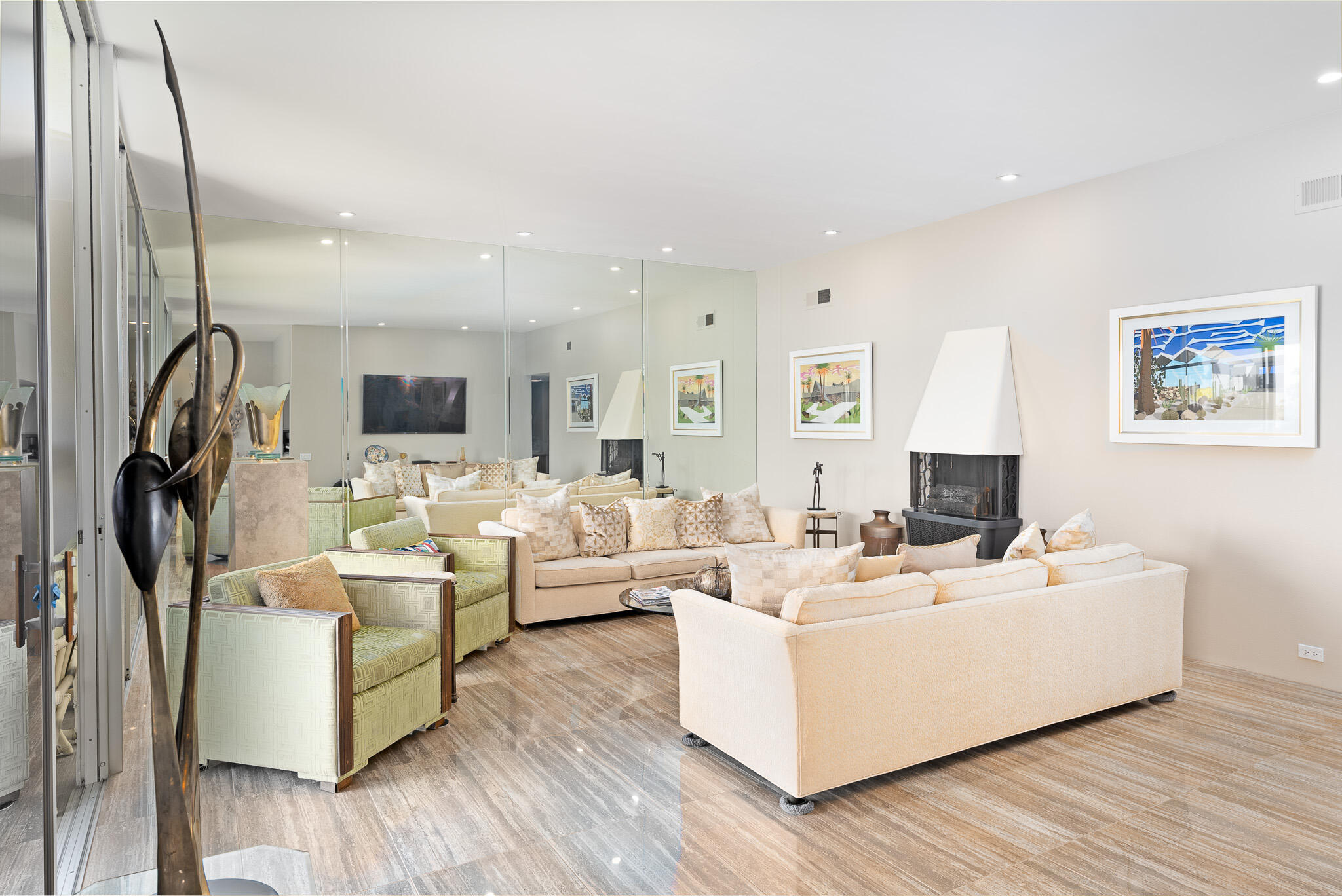 507 Desert Lakes CIR