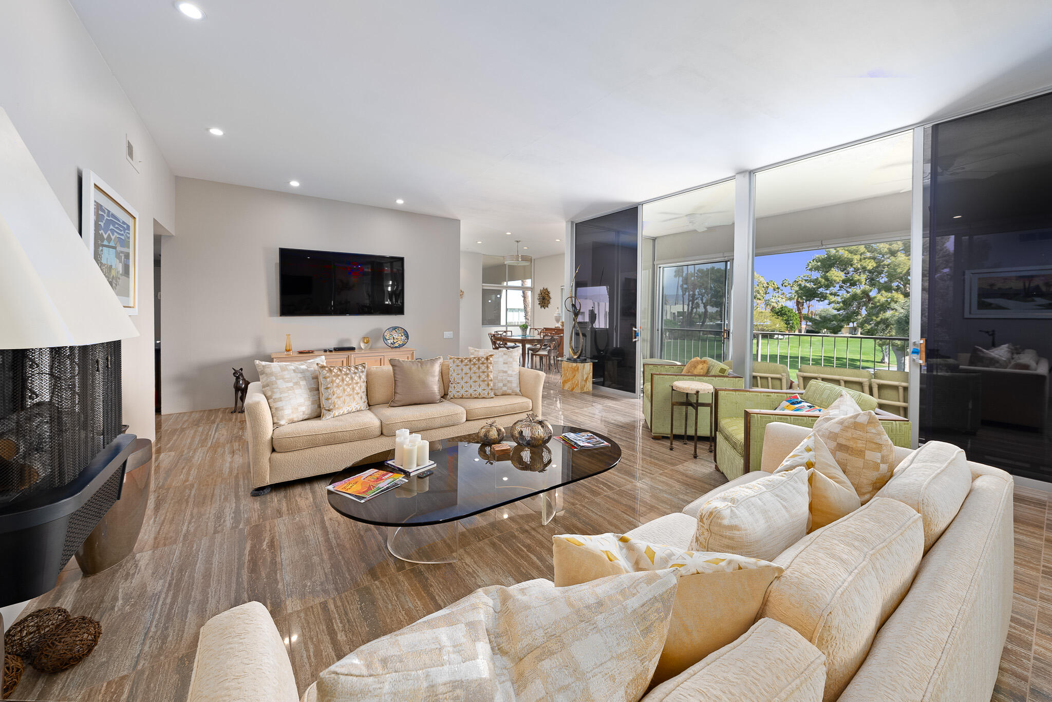 507 Desert Lakes CIR