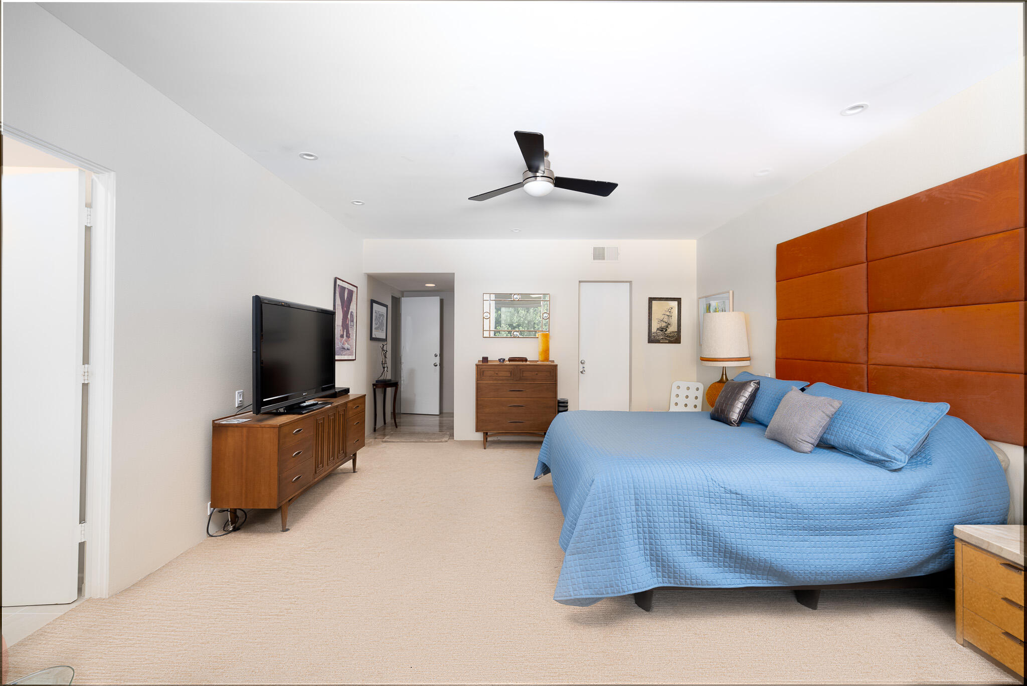 507 Desert Lakes CIR