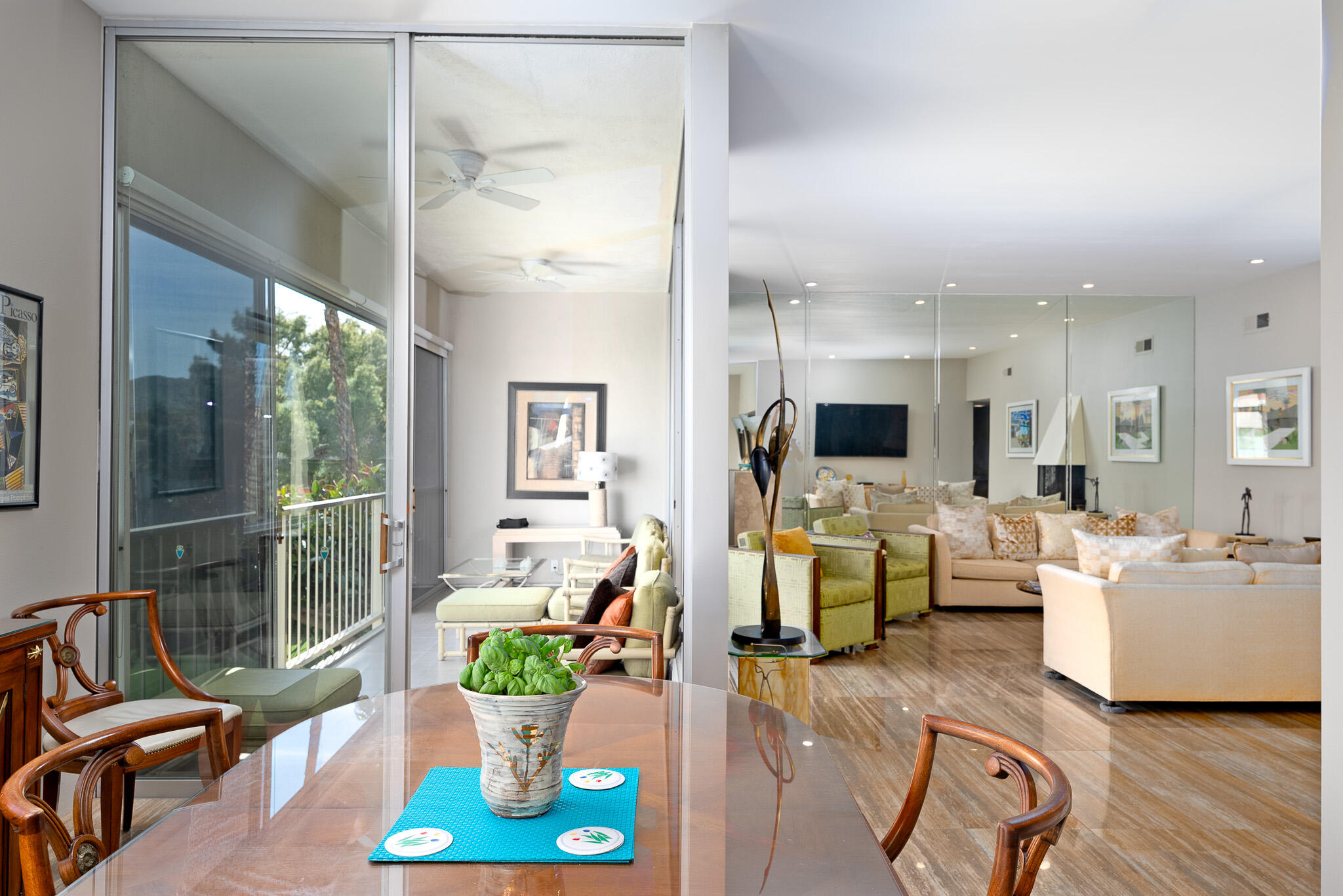 507 Desert Lakes CIR