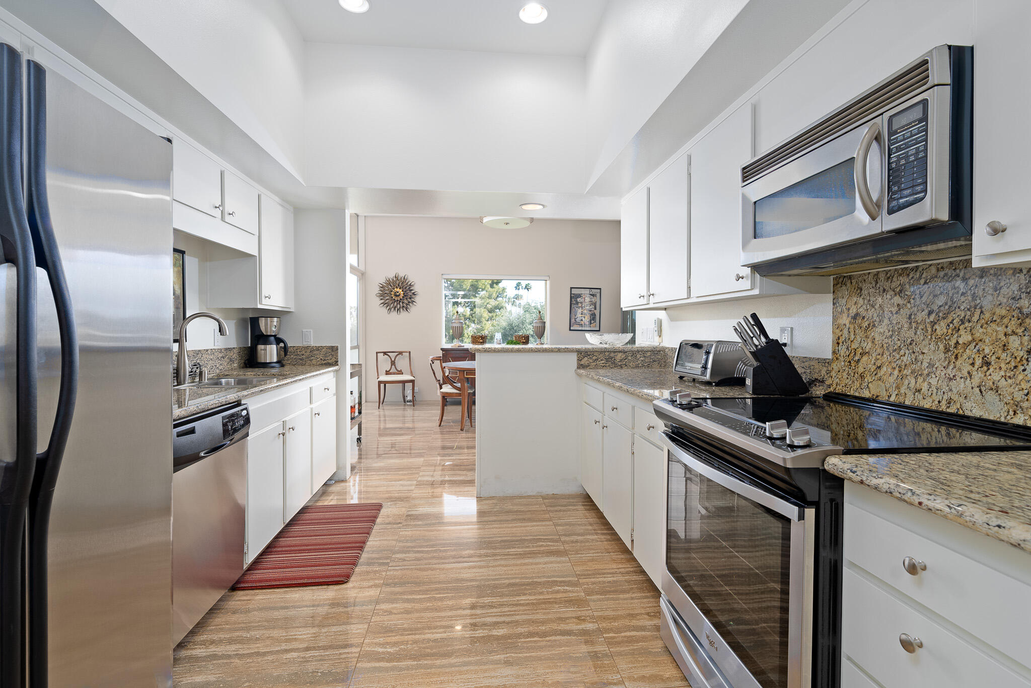 507 Desert Lakes CIR