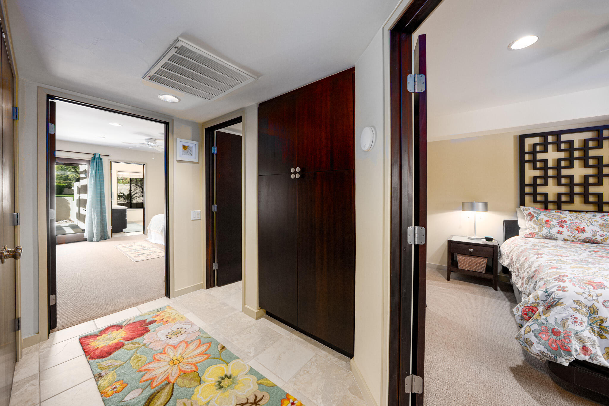 2345 S Cherokee WAY Unit: 105