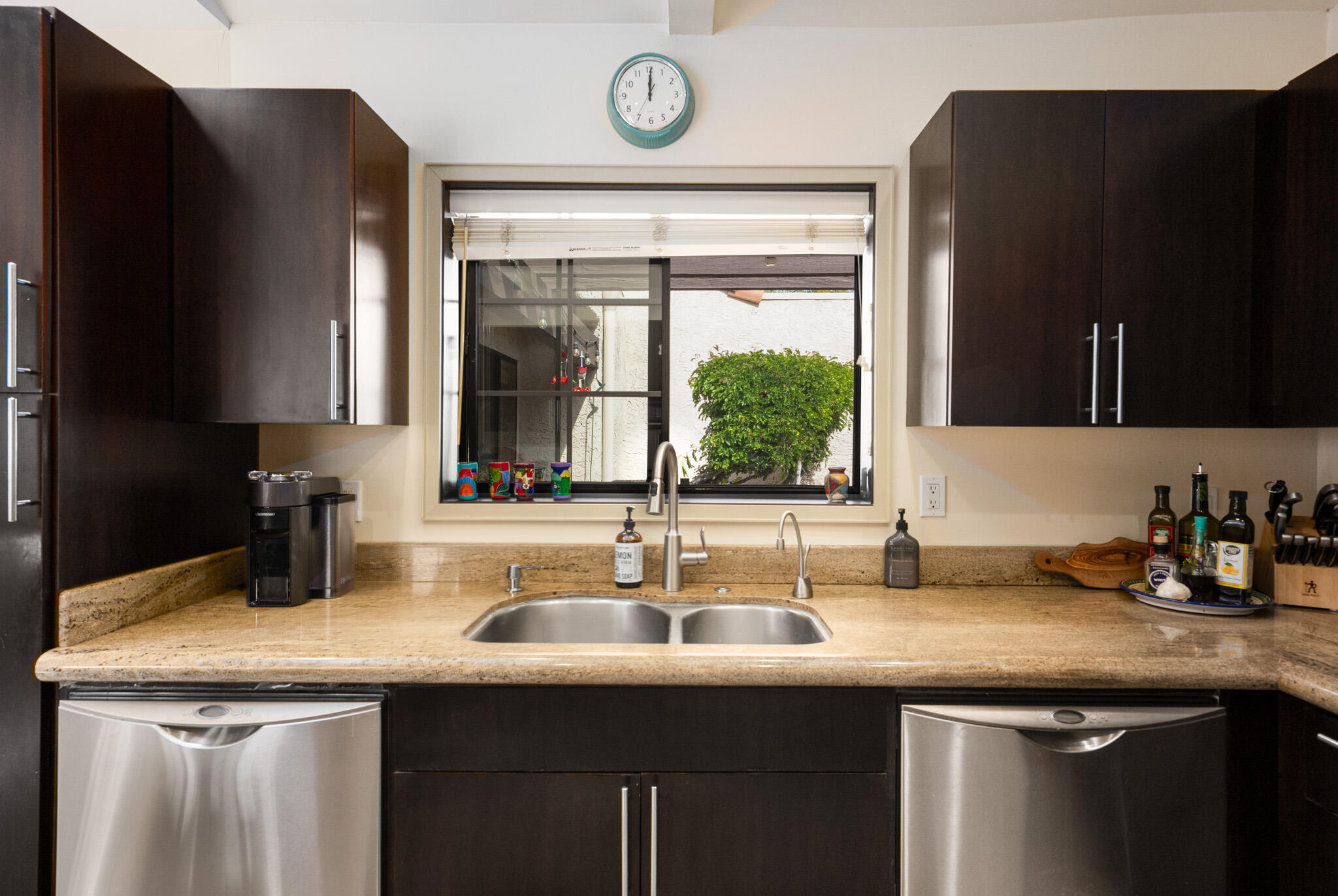 2345 S Cherokee WAY Unit: 105