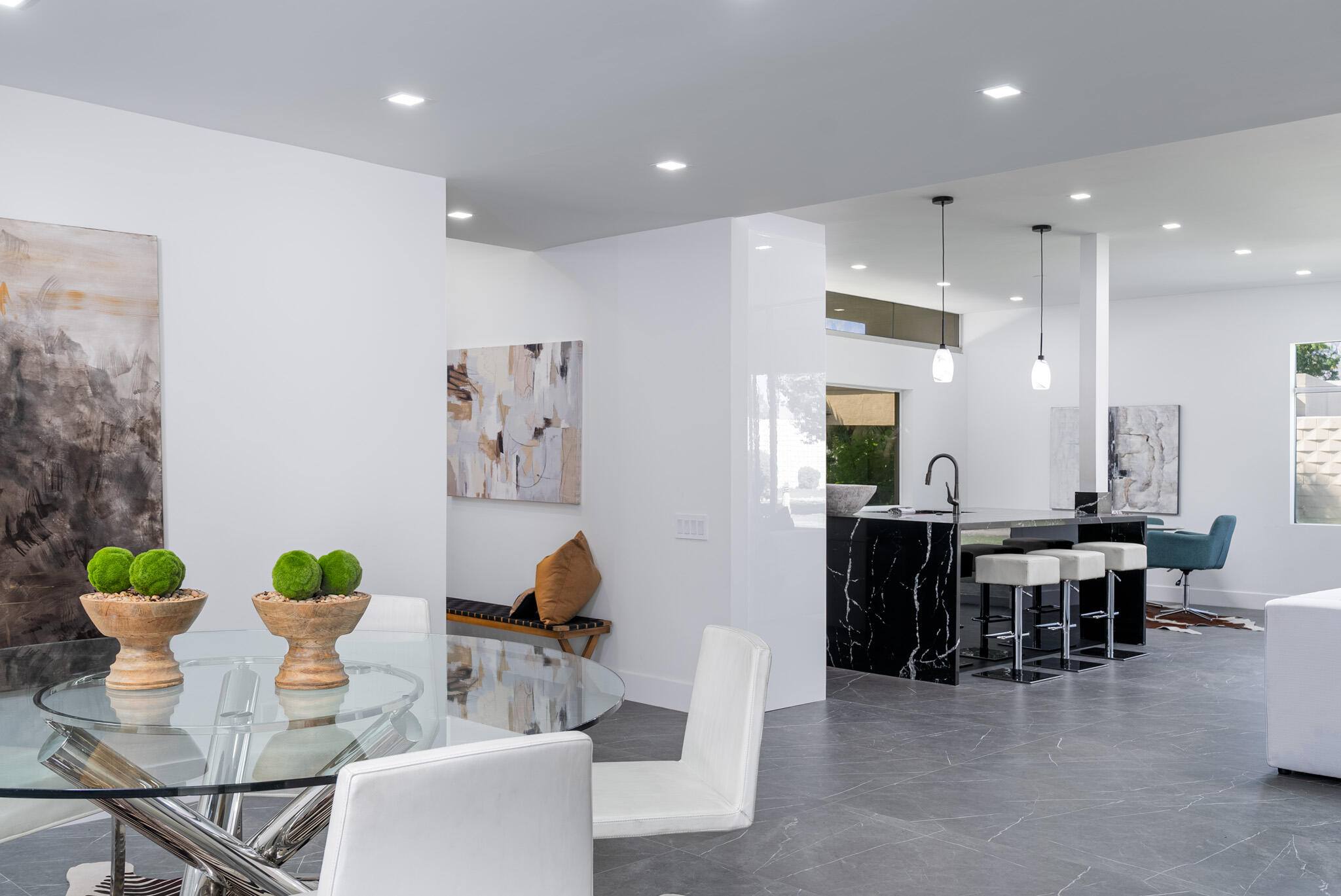 314 Desert Lakes DR