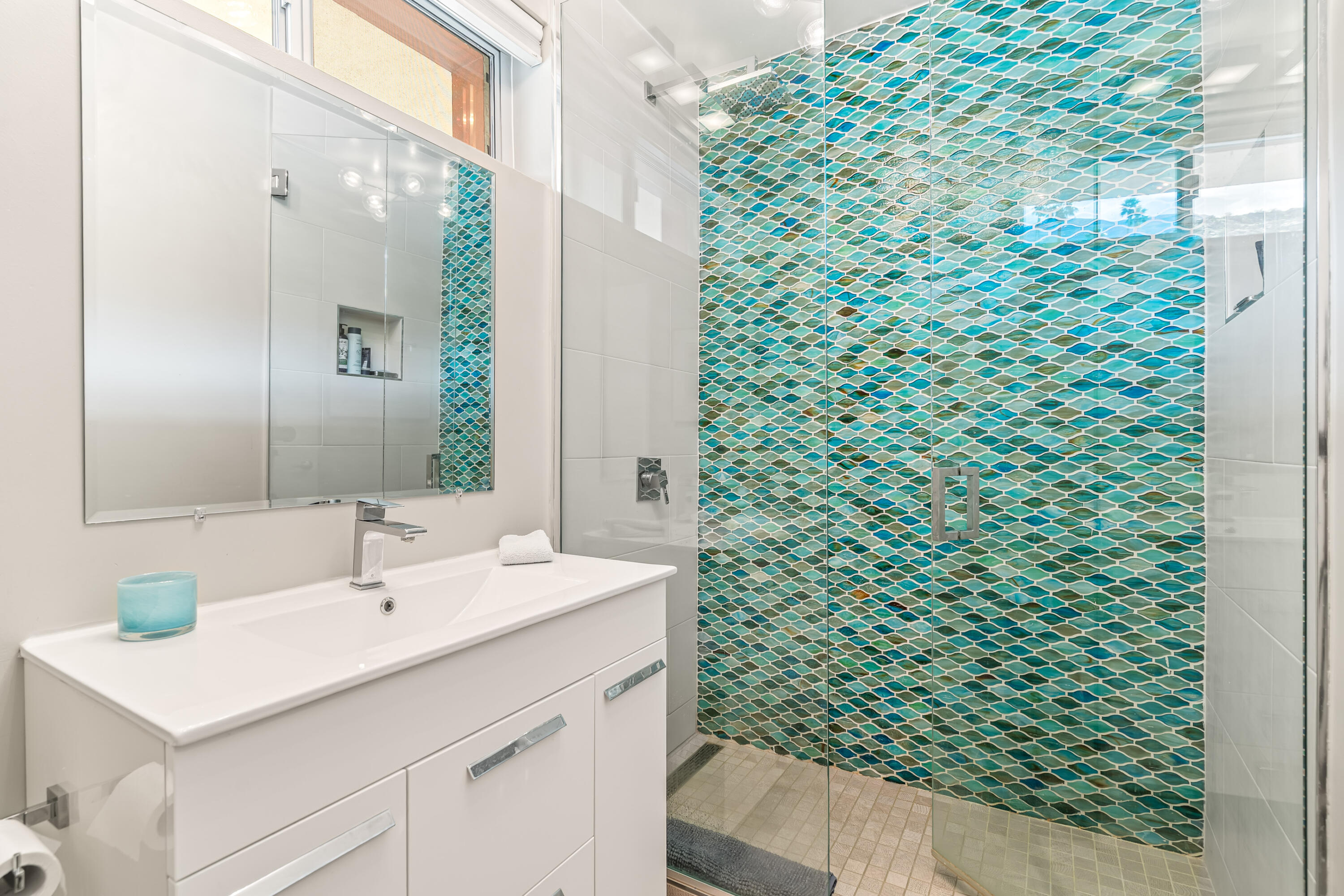 2290 S Palm Canyon DR Unit: 17