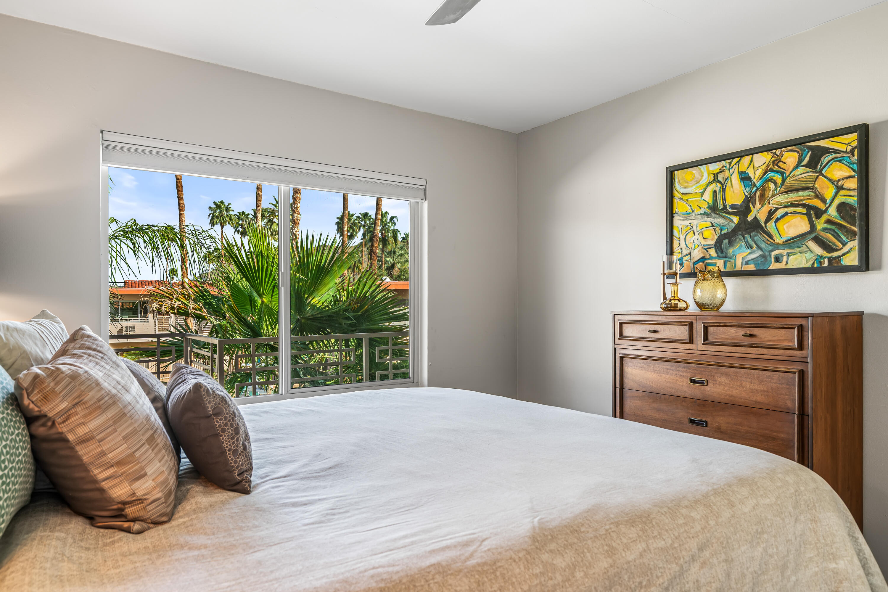 2290 S Palm Canyon DR Unit: 17