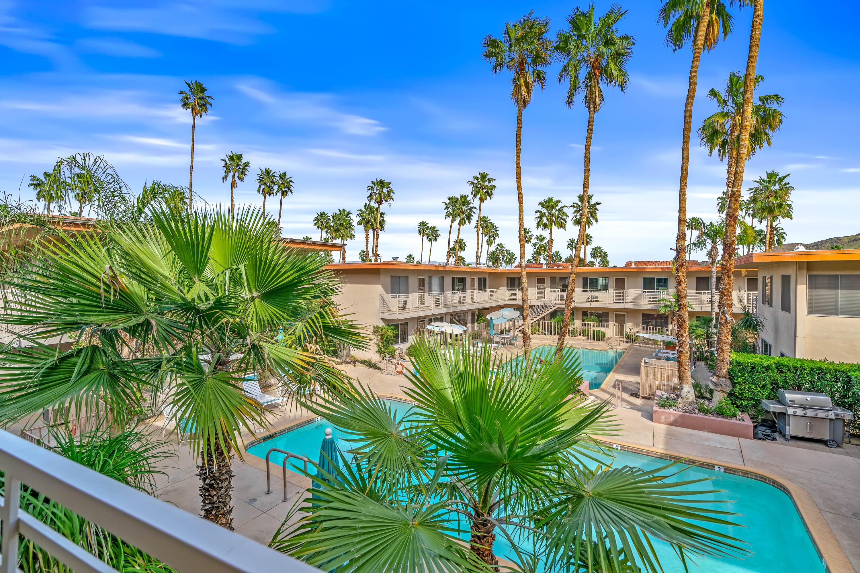 2290 S Palm Canyon DR Unit: 17