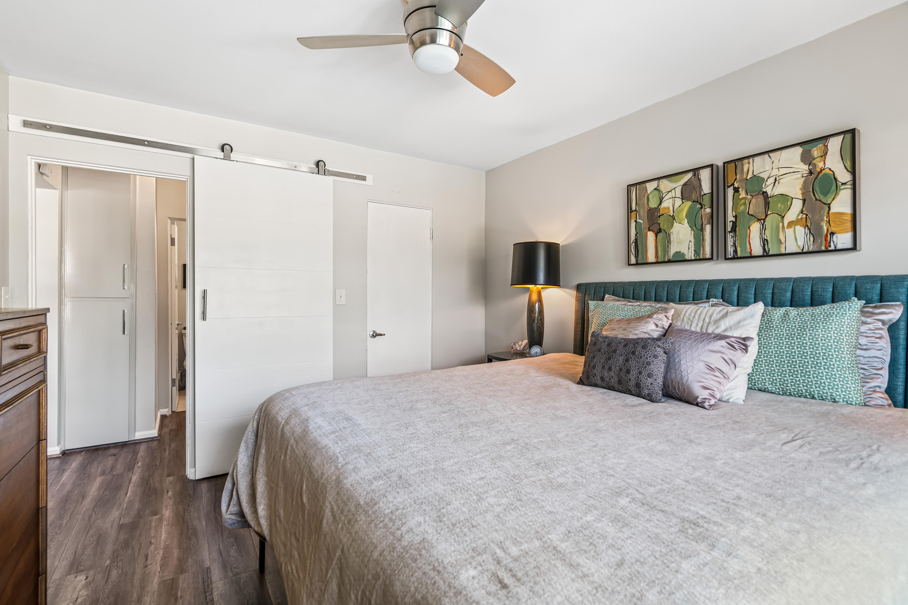 2290 S Palm Canyon DR Unit: 17