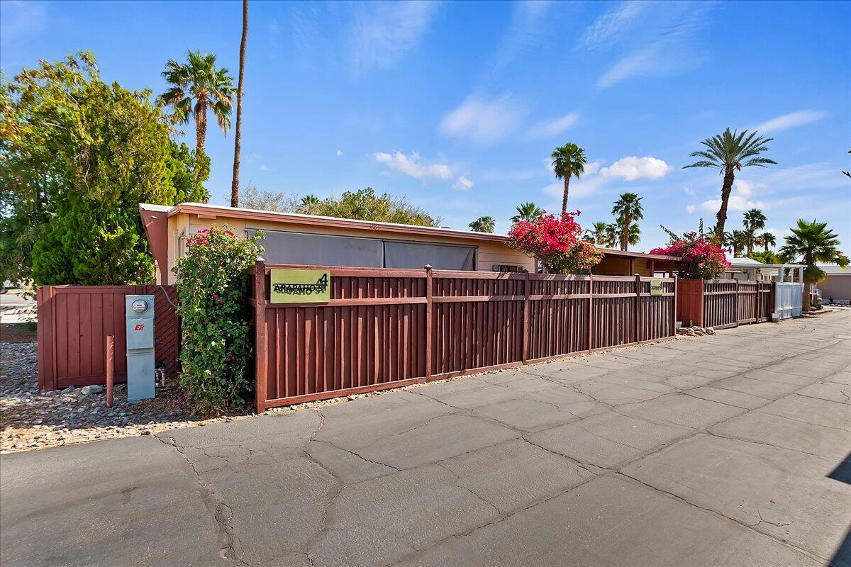 4 Arapaho ST