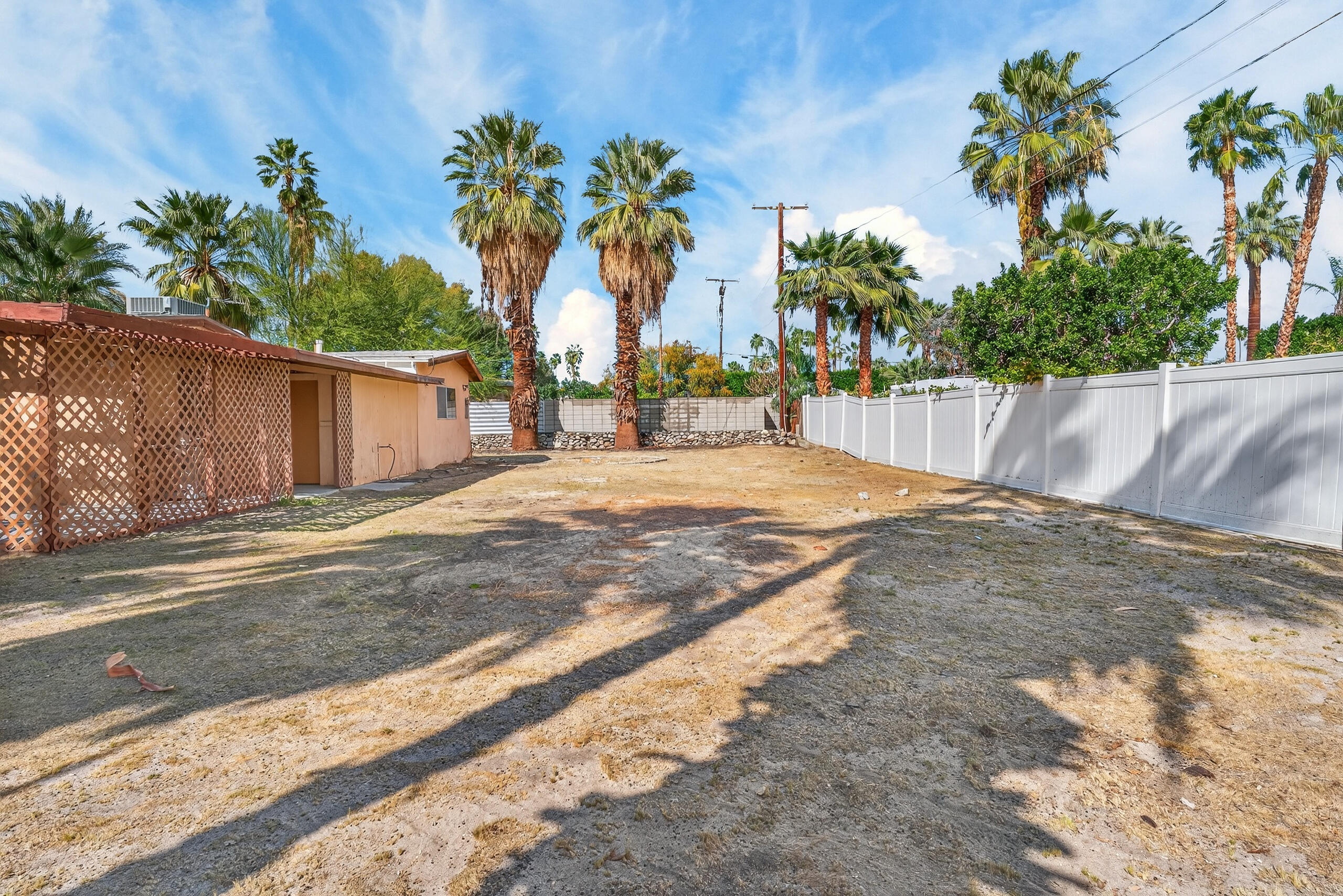 620 S El Cielo RD
