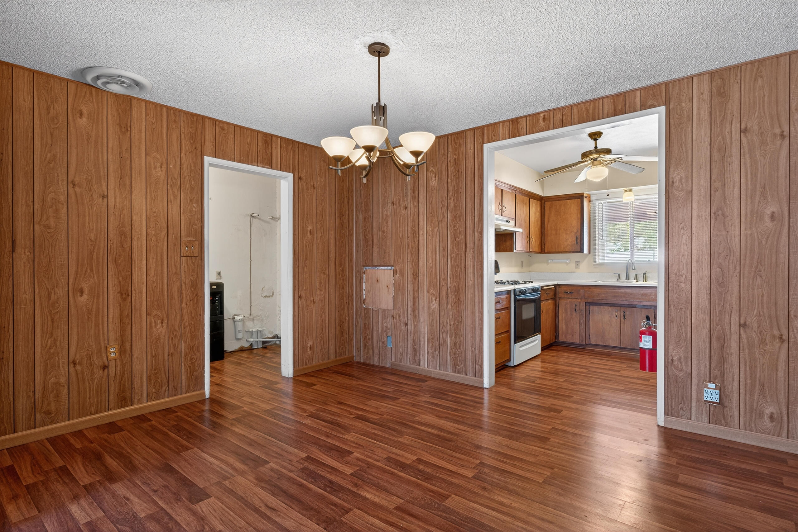 620 S El Cielo RD