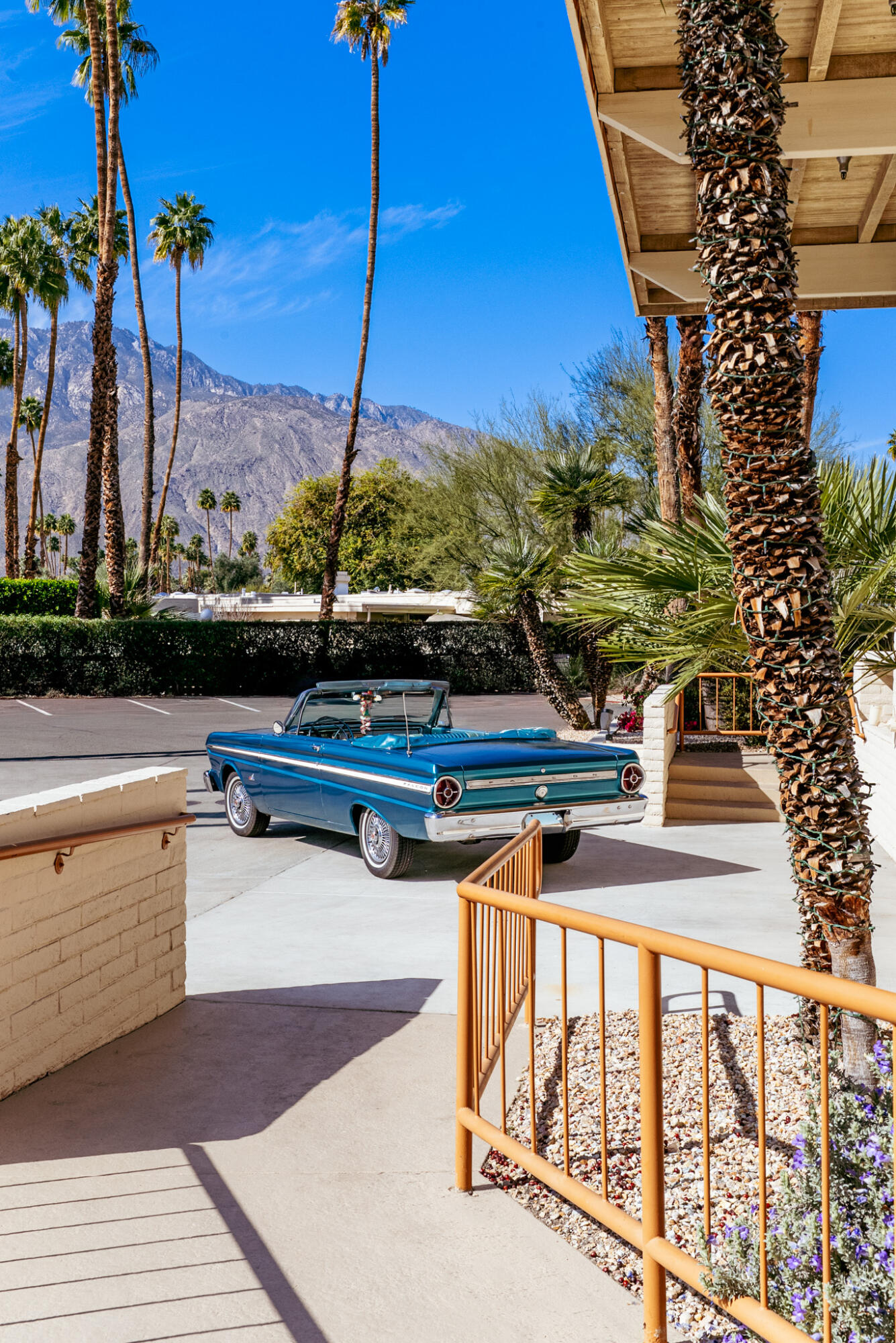 449 Desert Lakes DR