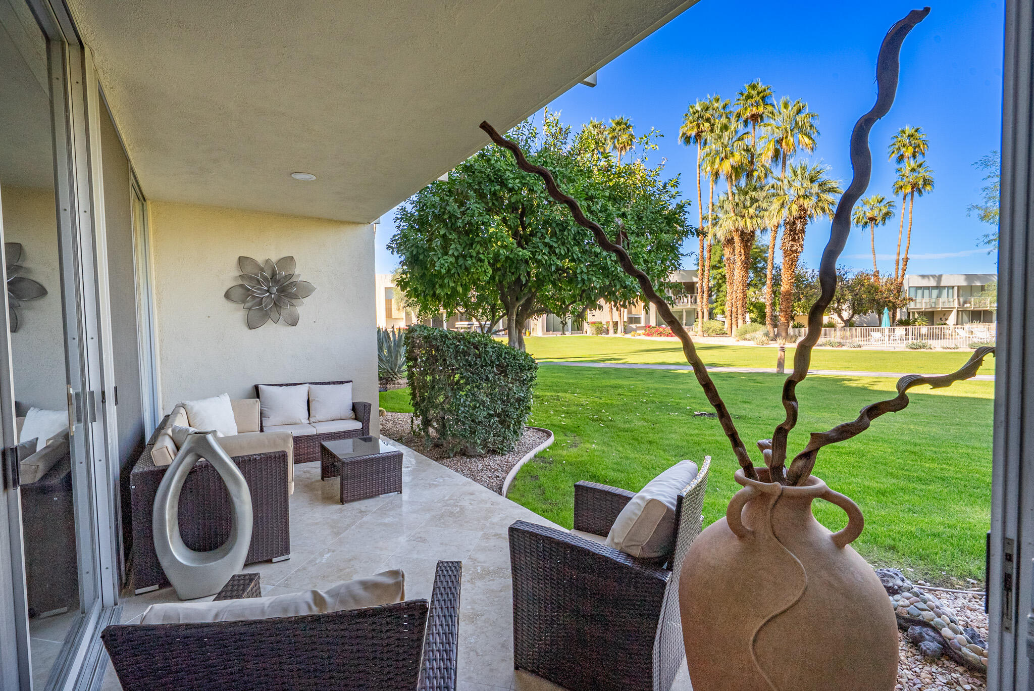 449 Desert Lakes DR
