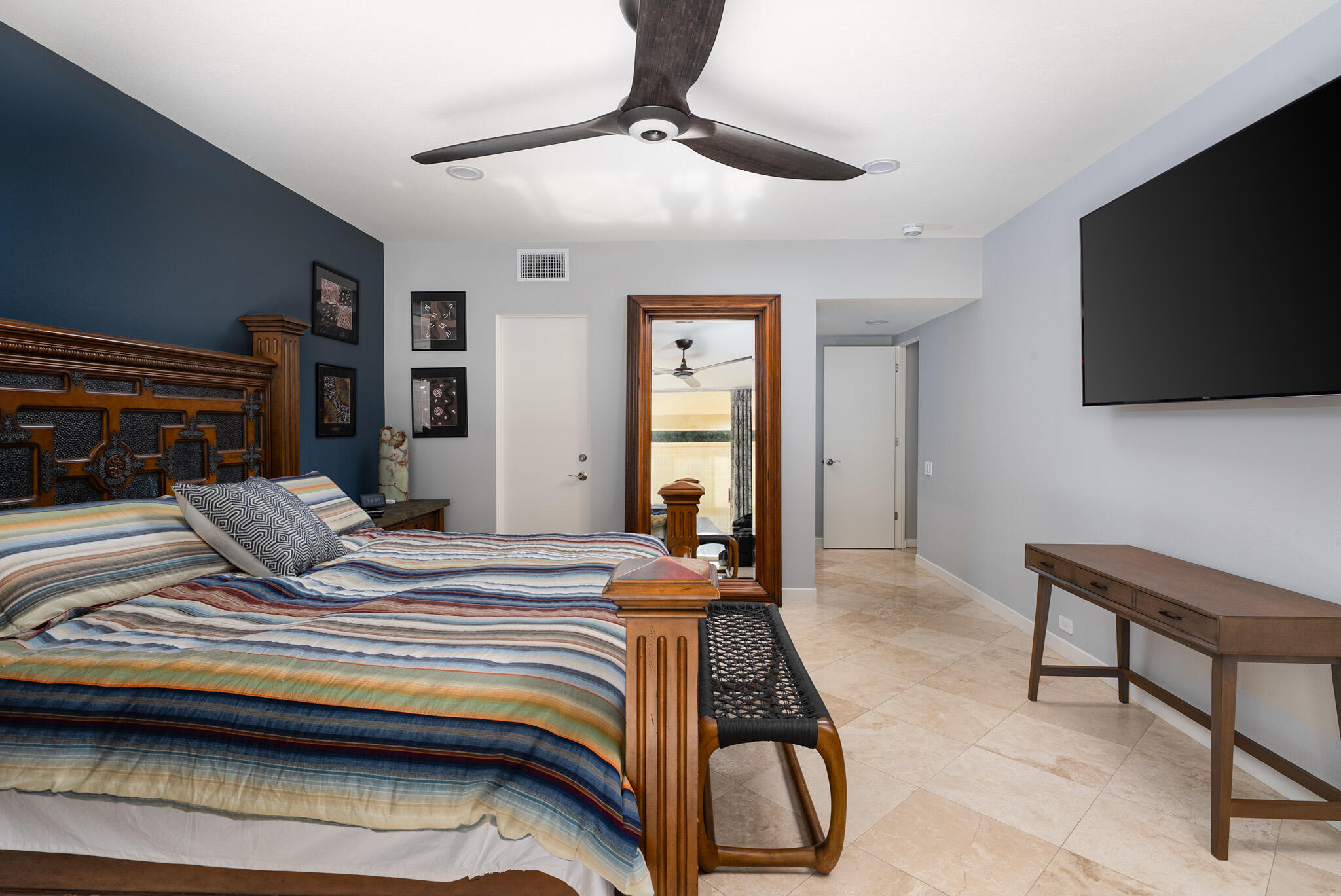 449 Desert Lakes DR