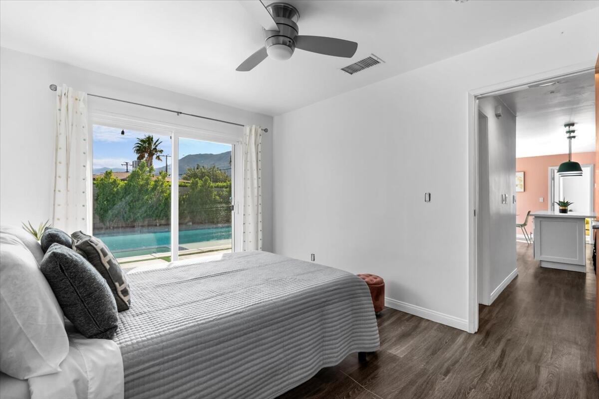359 W Bon Air DR