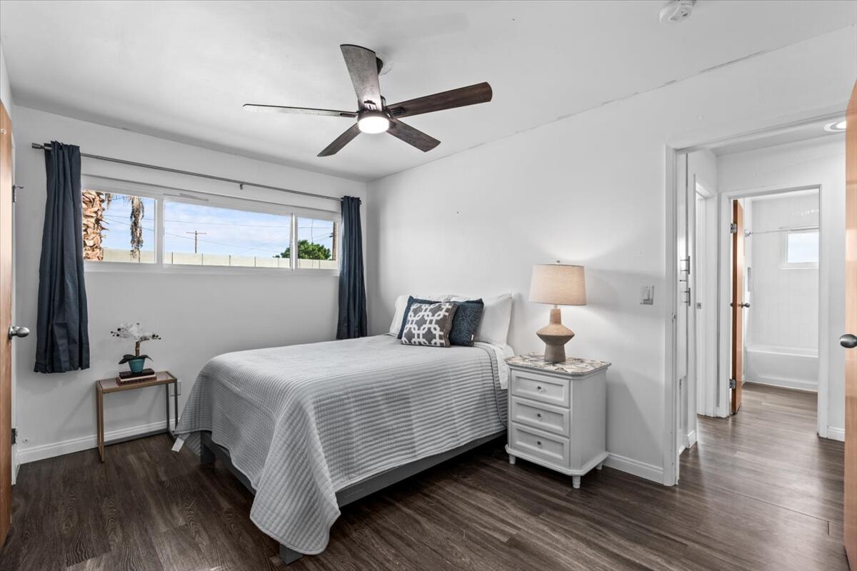 359 W Bon Air DR